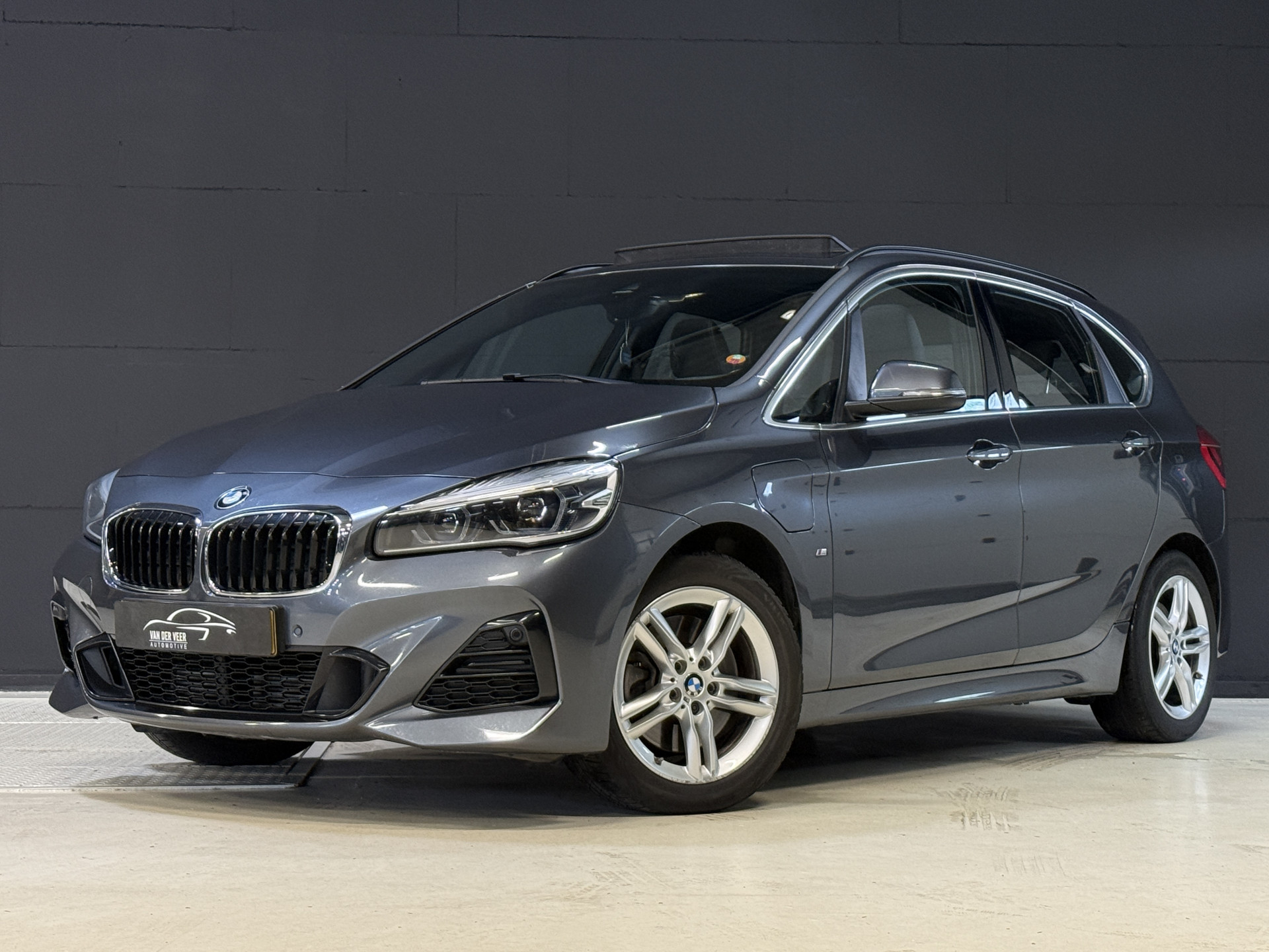 BMW 2-serie Active Tourer 225xe iPerformance Executive | M-Sport | Panoramadak | Stoelverw.