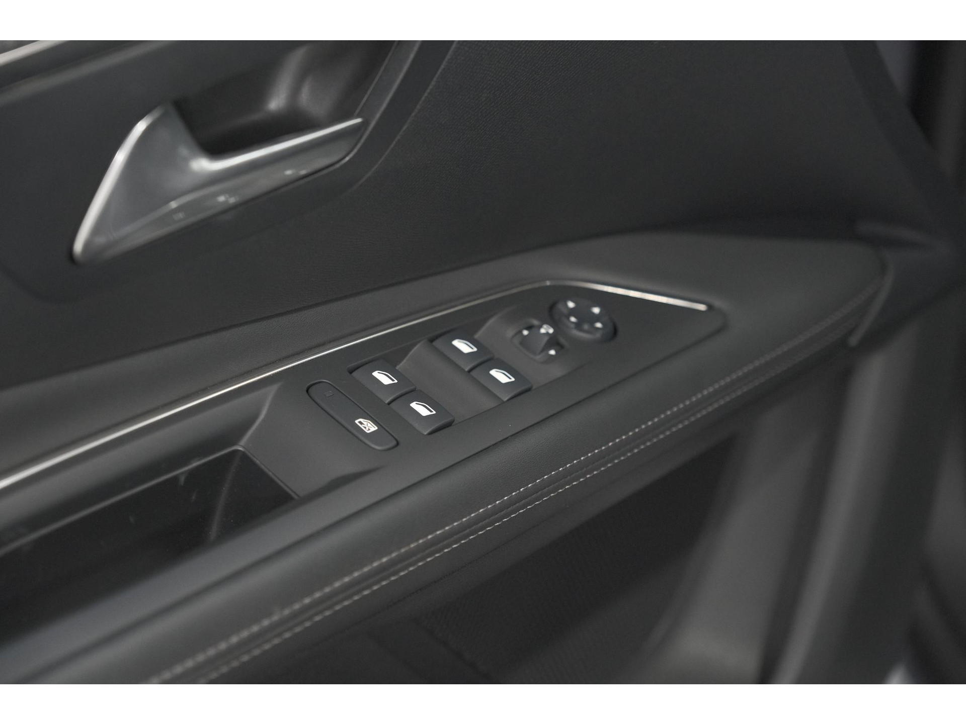 Peugeot 3008 PureTech 130 EAT8 Blue Lease Premium | Elektrische Kofferklep | Dodehoekdetectie | Stoelen-Pakket
