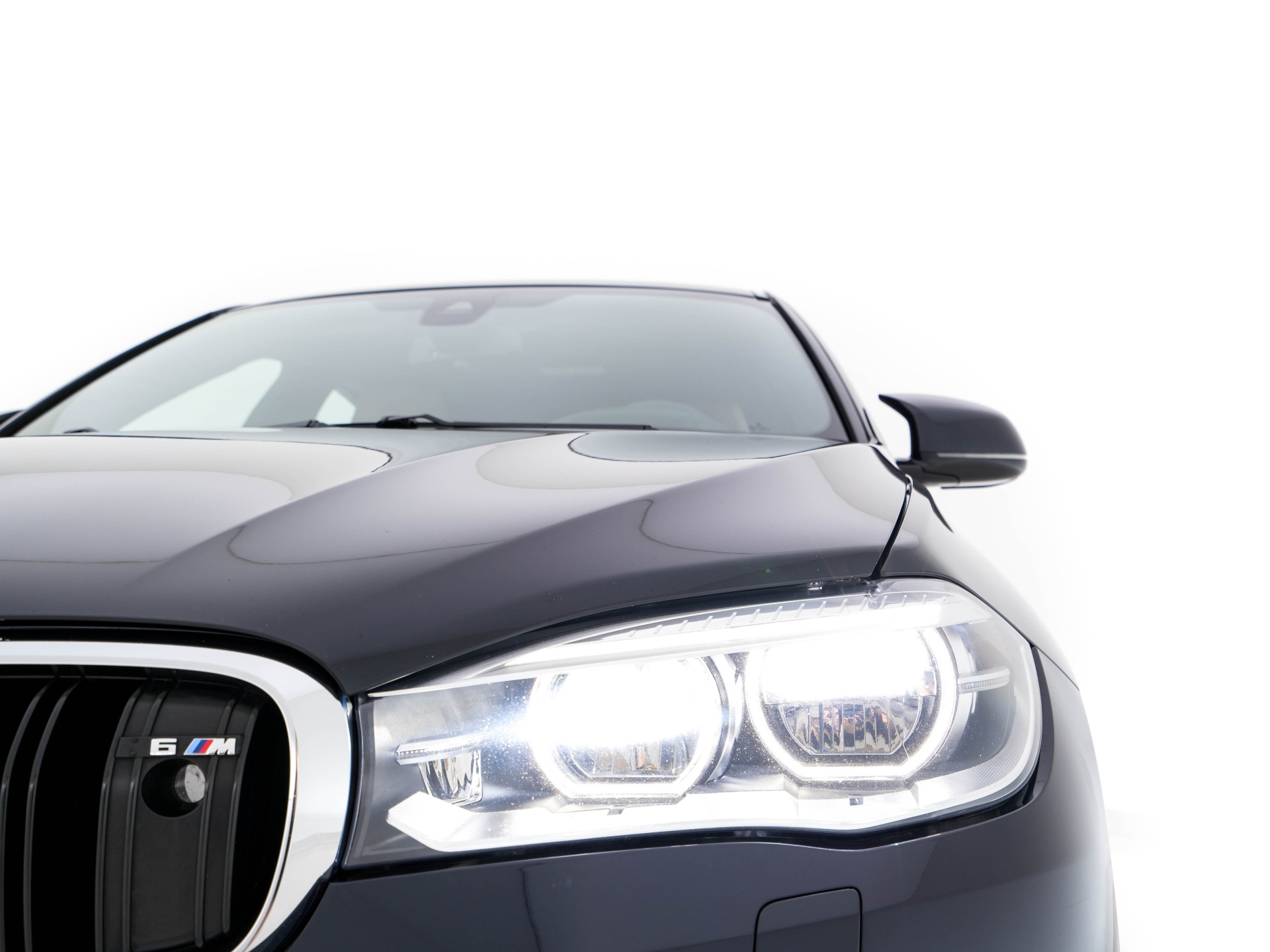 BMW X6 M Sport-Pack Innovation-Pack [ CHIP-TUNING 680-PK/850-Nm ] Aut. *LUXURY-LEATHER | NIGHT-VISION | TOPVIEW | MEMORY-PACK | HARMAN/KARDON-AUDIO | HEAD-UP | SOFT-CLOSE |  BLIND-SPOT | DAB+ | FULL-LED | NAVI-FULLMAP | HEATED-SPORTSEATS | SHIFTPADDLES |