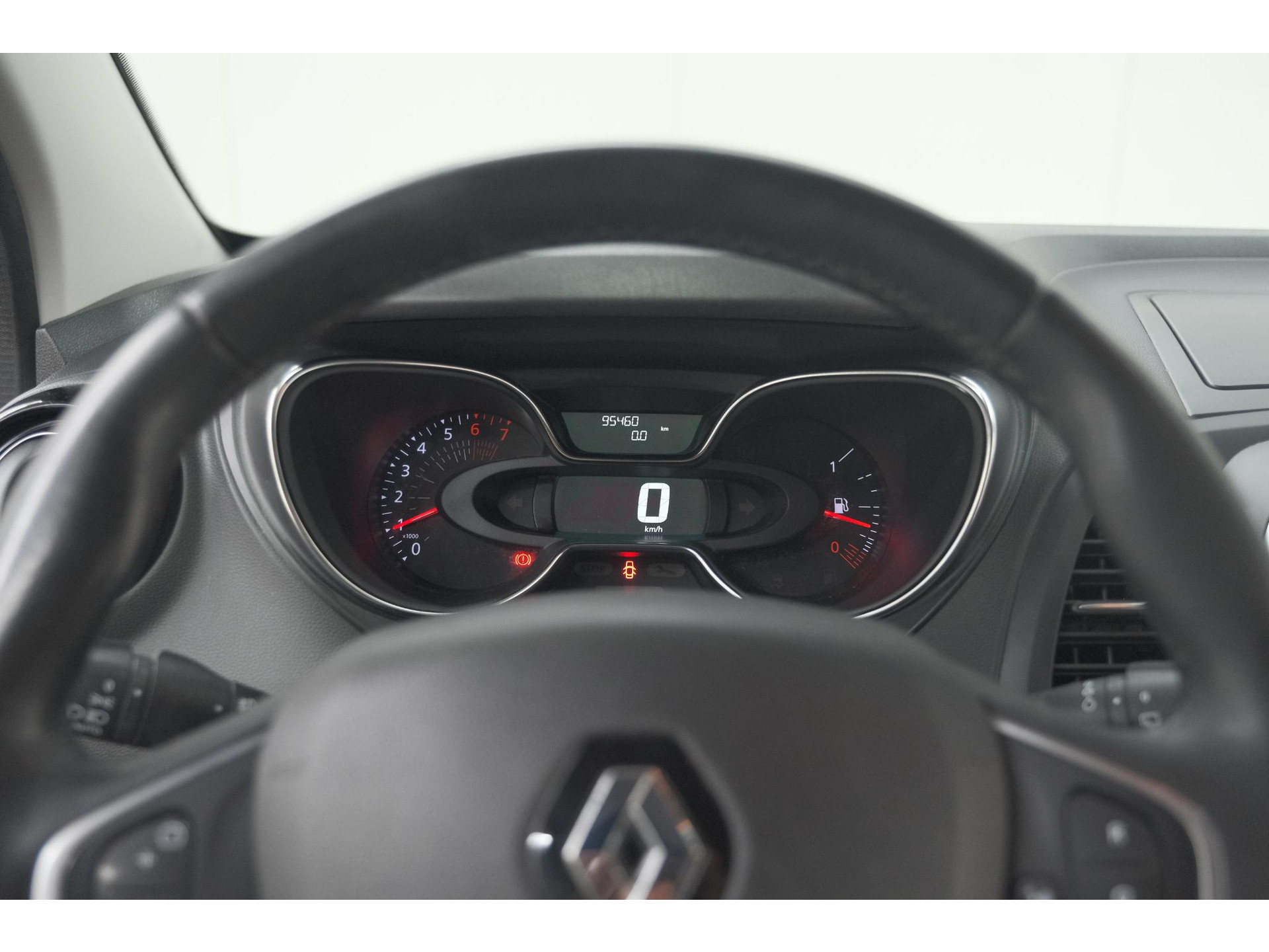 Renault Captur TCe 90 Intens | Trekhaak | Camera | Dodehoekdetectie | Navigatie