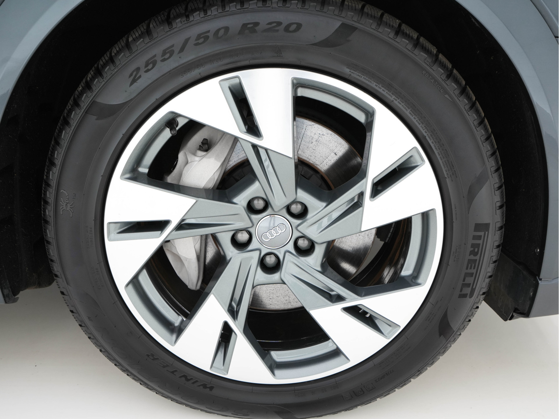 Audi e-tron 50 Quattro Advanced Launch-Edition-Plus [ 3-Fase ] (INCL-BTW) *PANO | DIGI-COCKPIT | LUXURY-LEATHER | FULL-LED | MEMORY-PACK |  KEYLESS | NAVI-FULLMAP | TOWBAR | SHIFT-PADDLES | COMFORT-SEATS | 20"ALU*