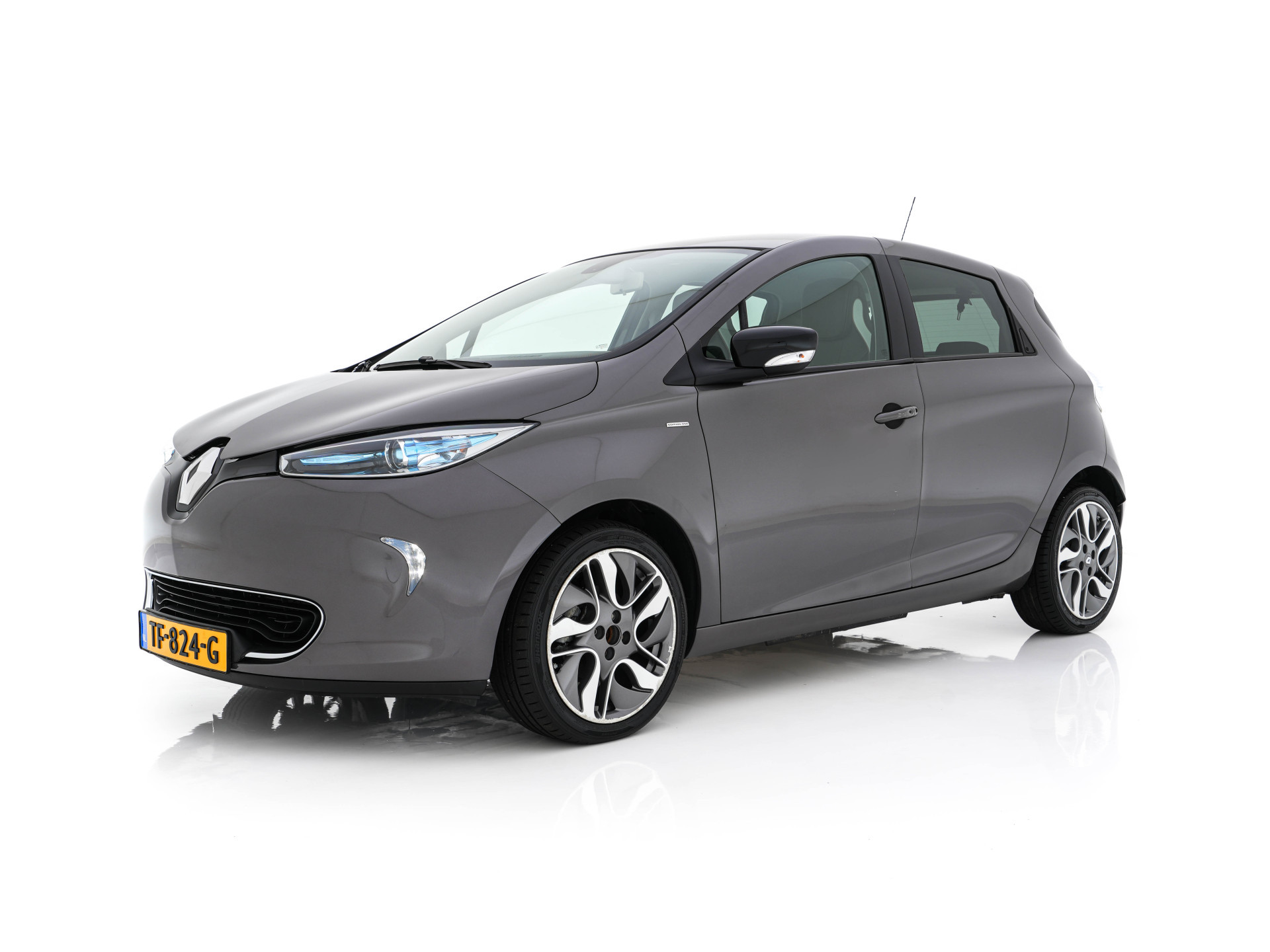 Renault ZOE (inclusive-battery) Q90 Bose 41 kWh Quickcharge Edition One (3-Fase-43 kW) {SOH-92%} Aut.*LEATHER | FULL-LED | DIGI-COCKPIT | HEATED-COMFORTSEATS | BOSE-PREMIUM-AUDIO | CAMERA | R-LINK | PDC | PRIVACY-GLASS |  17"ALU*
