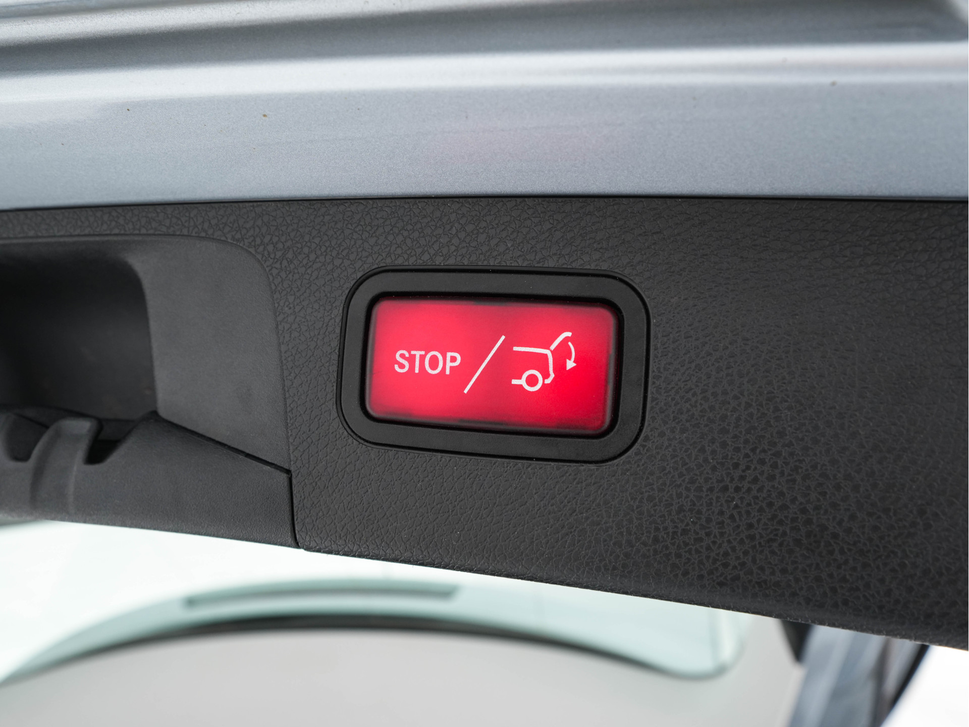 Mercedes-Benz E-klasse Estate 300 de Luxury Line ( Plug-in ) (INCL-BTW) Aut. *LUXURY-LEATHER | FULL-LED | WIDE-SCREEN-DIGICOCKPIT | BLIND-SPOT | AMBIENT-LIGHT | HEATED-SPORTSEATS | CAMERA | DAB+ | NAVI-FULLMAP | PDC | ADAPTIVE-CRUISE | ECC | 18''ALU*