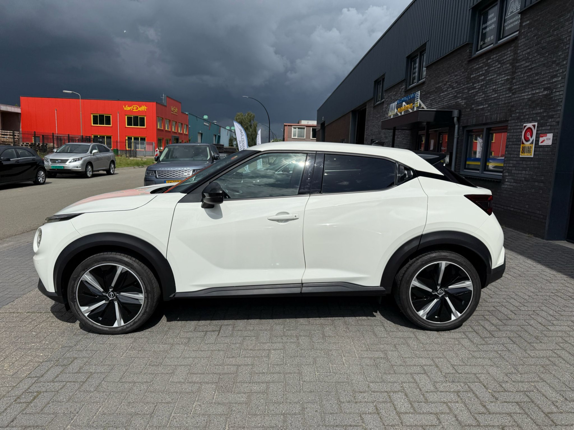 Nissan Juke 1.0 DIG-T N-Connecta | 2E EIGENAAR | 3/6/12MND GARANTIE | 19INCH | NAVI | LED | CARPLAY | CRUISE |