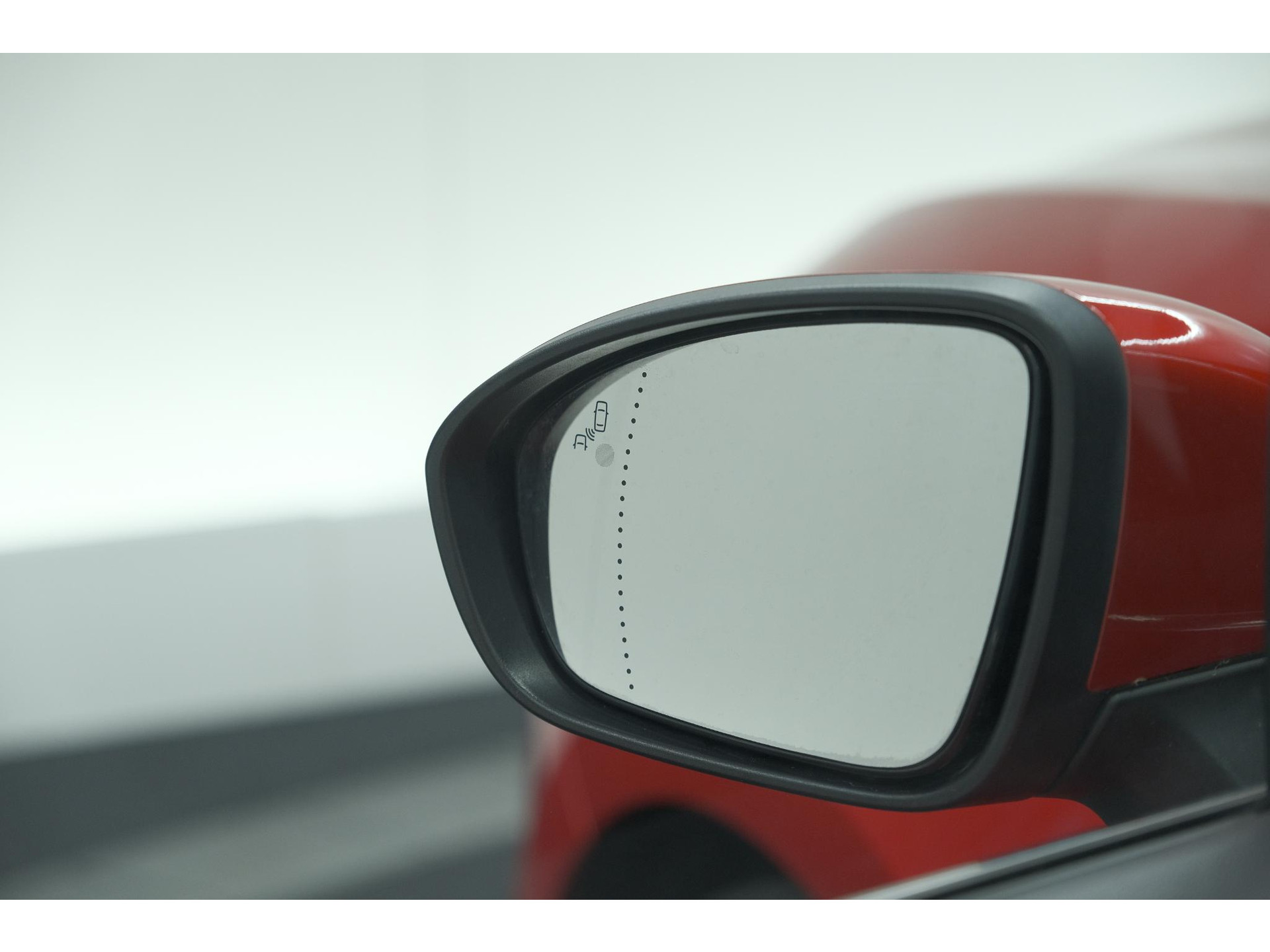 Renault Clio TCe 100 Intens | Dodehoekdetectie | Camera | Apple Carplay | Parkeersensoren