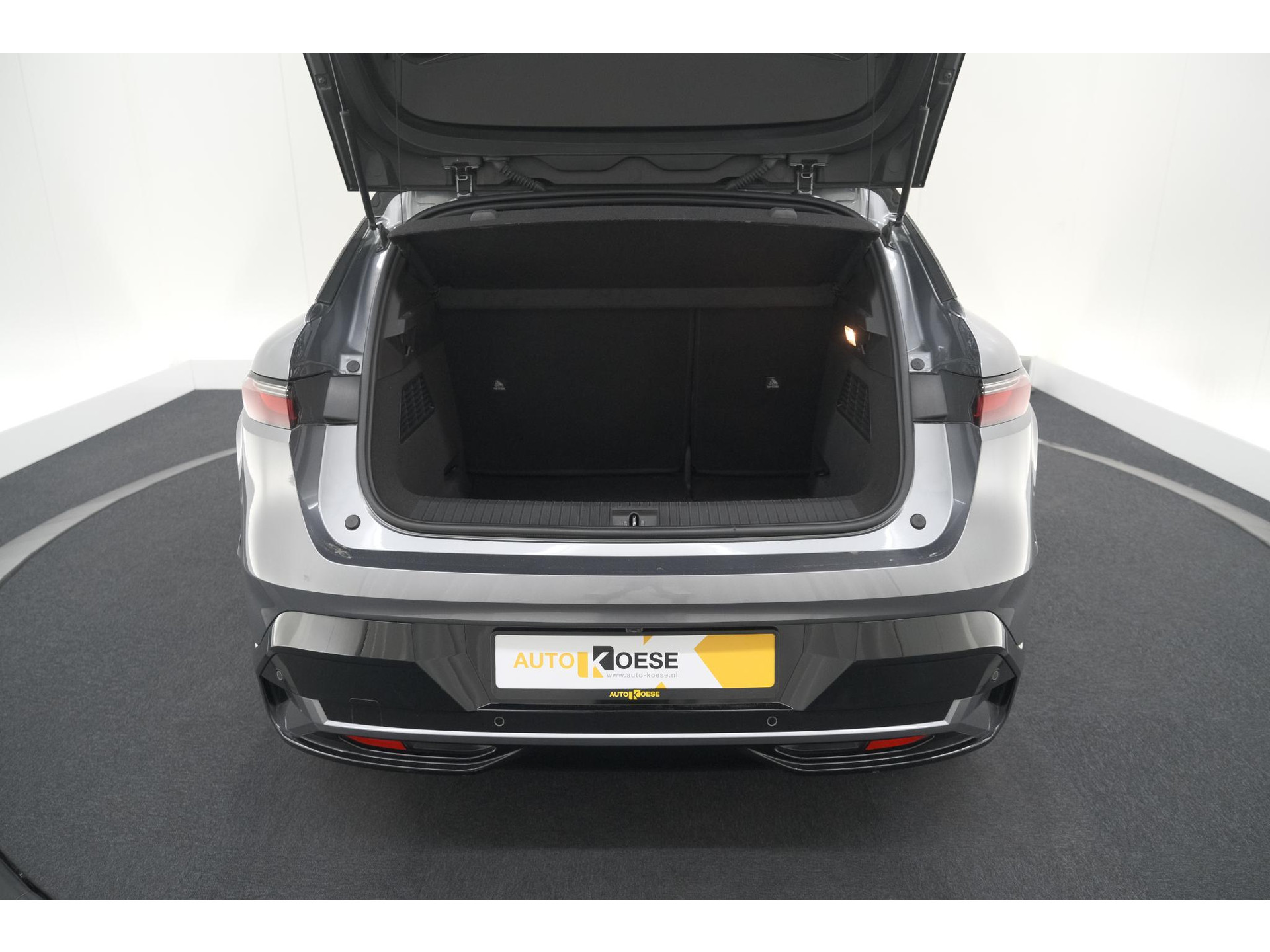 Renault Megane E-Tech EV40 Boost Charge Techno | SOH 95,5% | Camera | Apple Carplay | Parkeersensoren