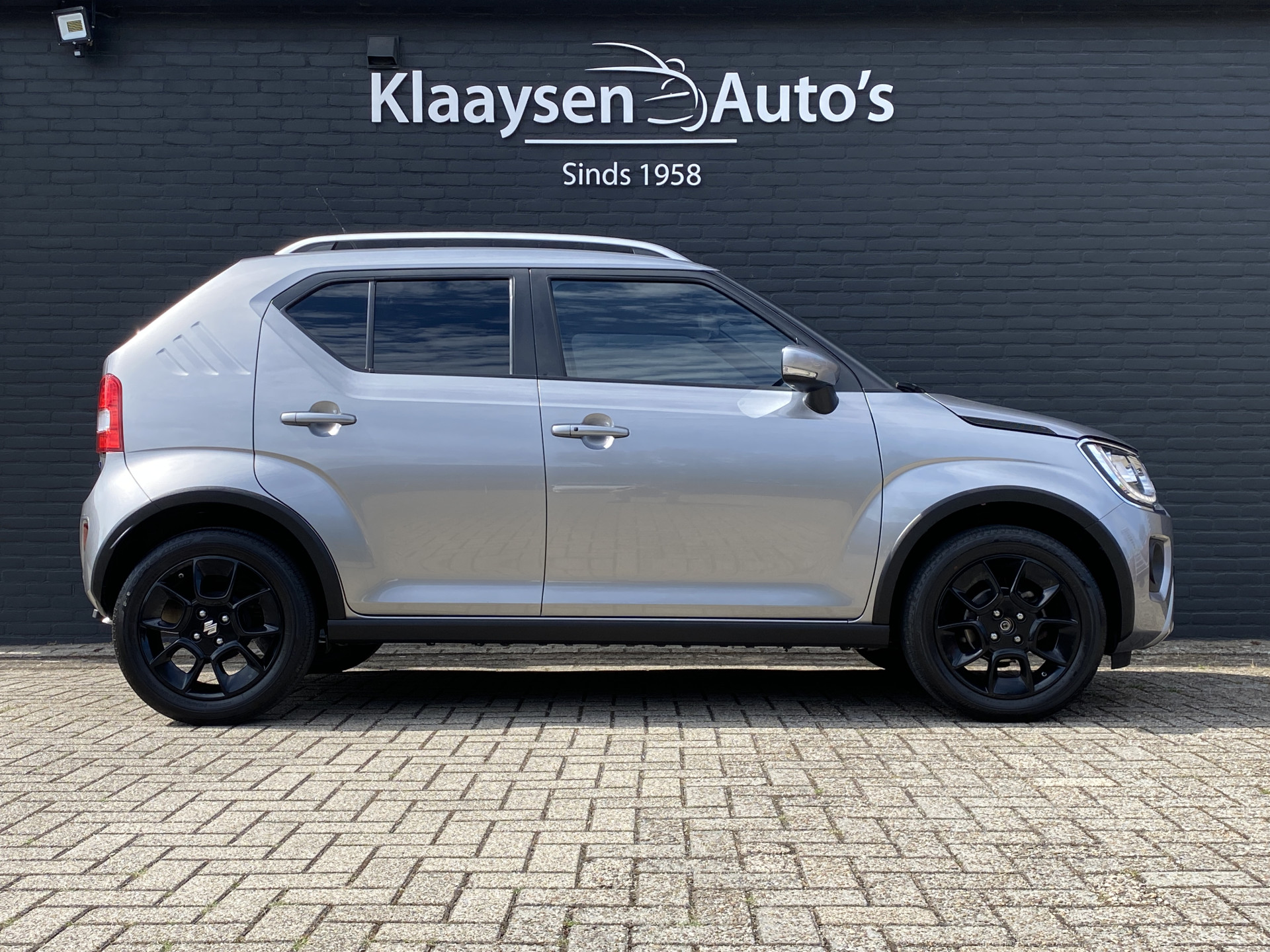 Suzuki Ignis 1.2 Smart Hybrid Style AUT. | 1e eigenaar | navigatie | trekhaak | cruise control | climate | stoelverwarming