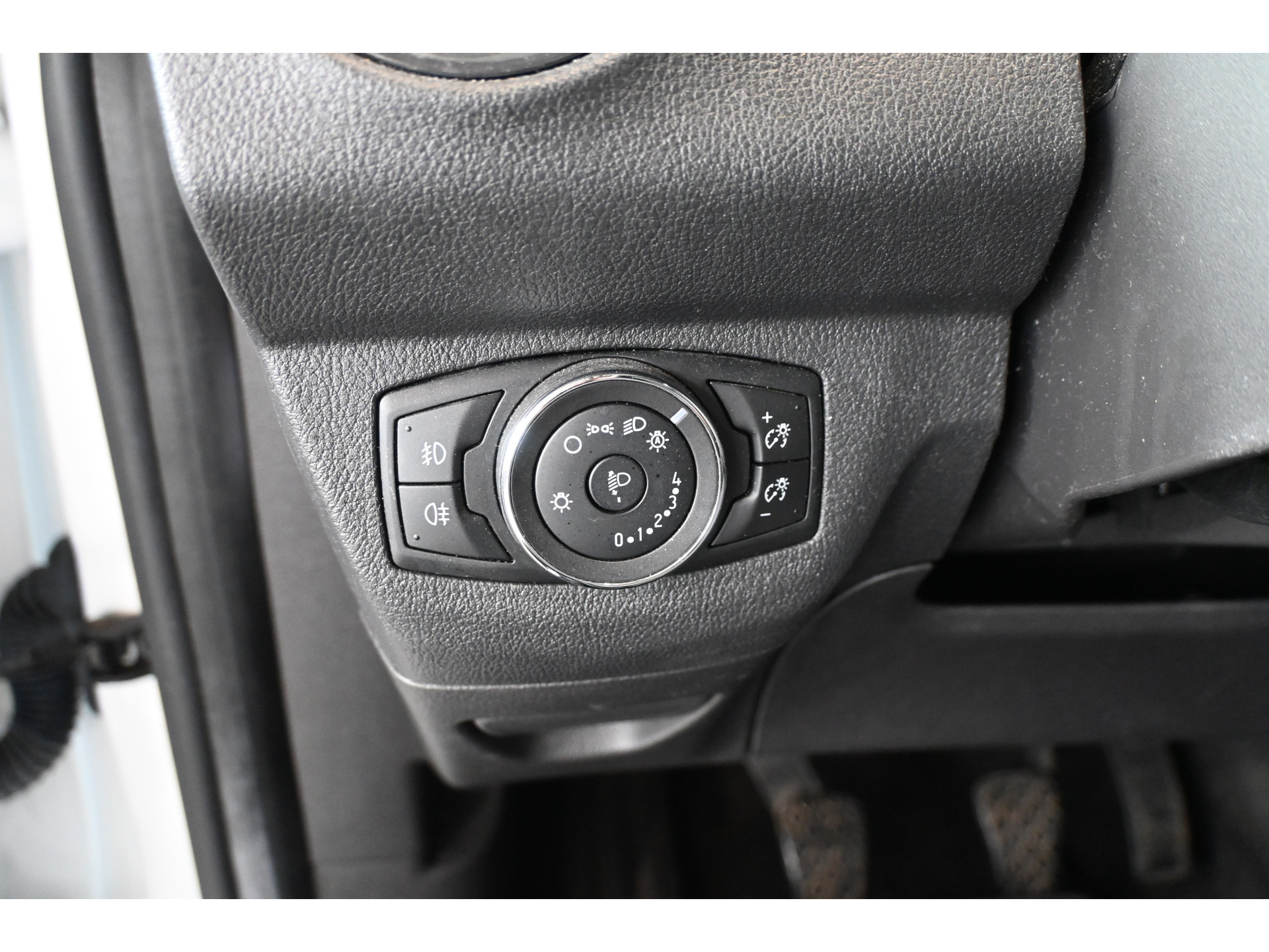 Ford Tourneo Courier 1.0 Titanium Clima Navigatie 2x Schuifdeur Stoelverwarming Cruise Control Rijklaarprijs! Inruil Mogelijk!