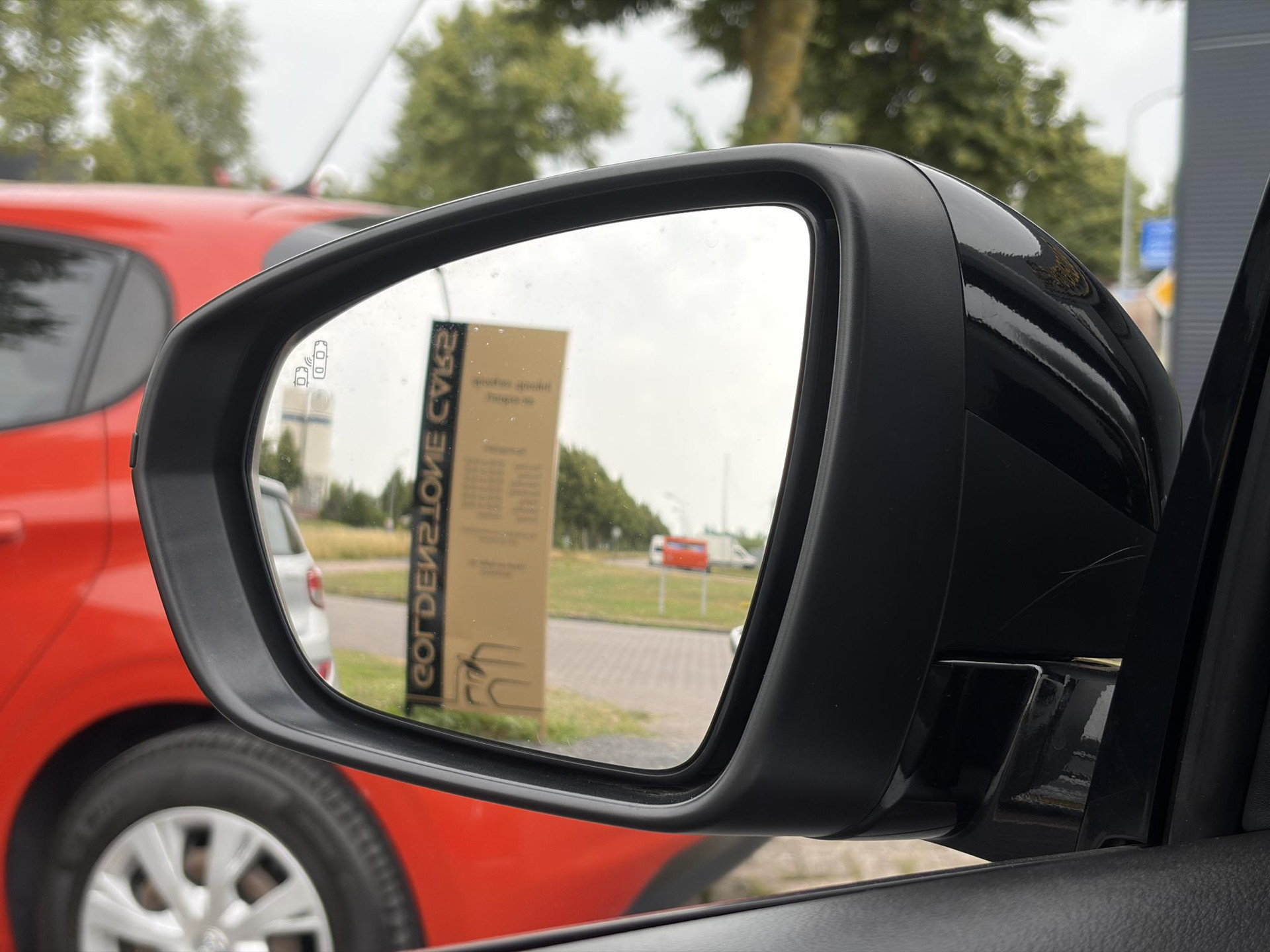 Opel Grandland X 1.2 Turbo Ultimate D-riem vv in 12-2024,1e Eigenaar,360° Camera,Trekhaak,131pk,6 Bak,Navi,Halfleder,Dodehoek,Rijstrooksensor,Keyless,Stoelverw,N.A.P,Apk tot 02-2027