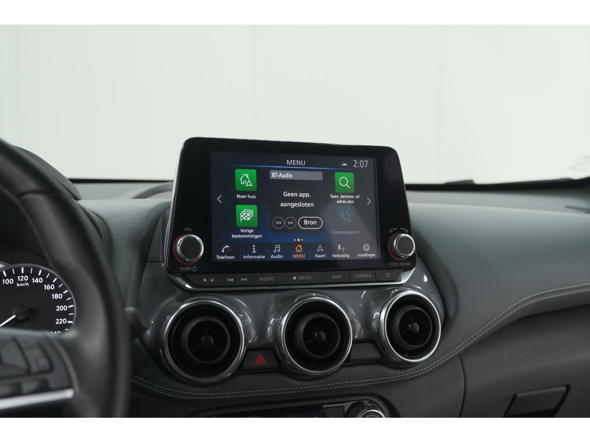 Nissan Juke 1.0 DIG-T Premiere Edition | Trekhaak | Camera | Apple Carplay | Parkeersensoren