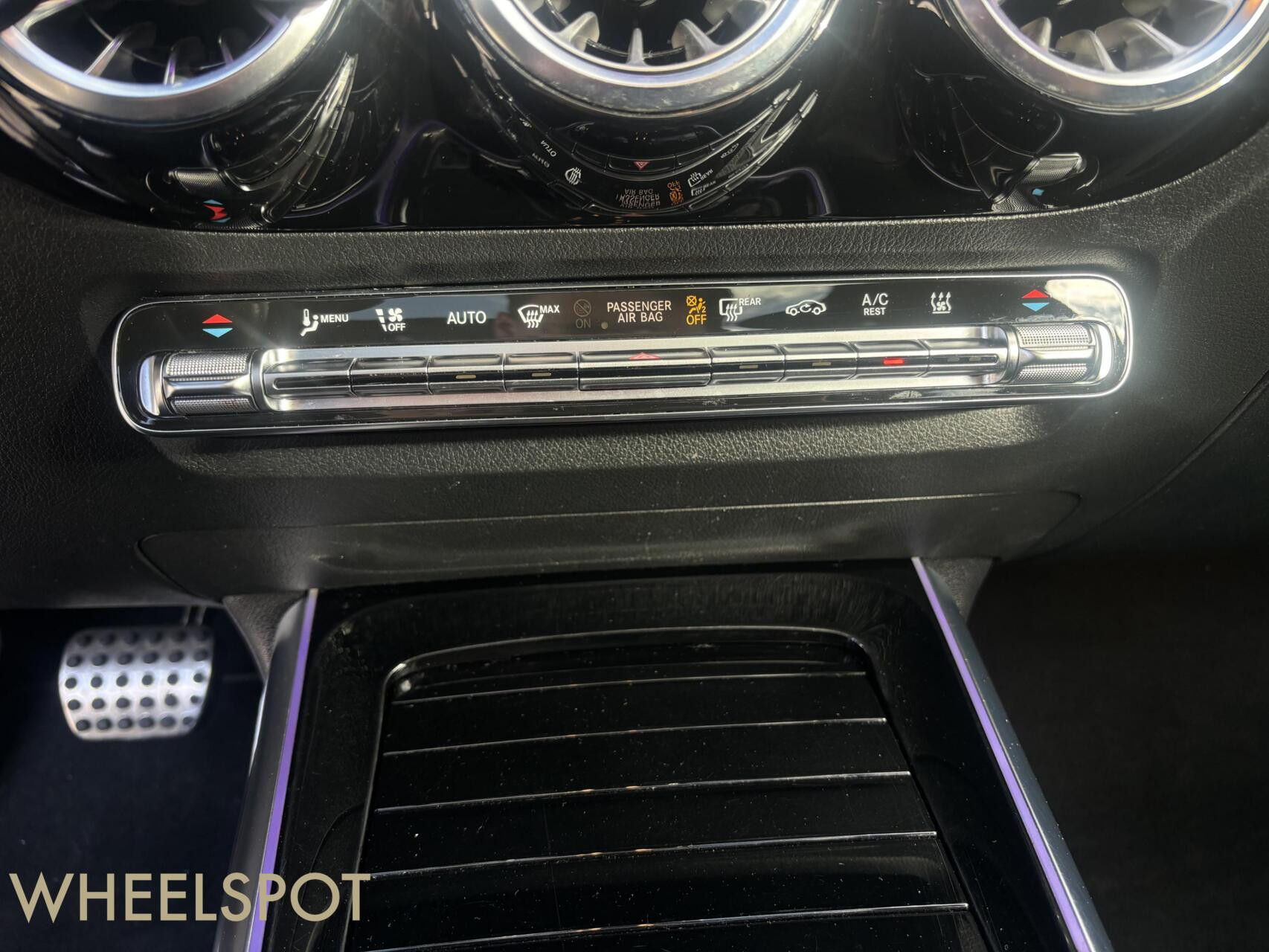 Mercedes GLA-klasse 250 e AMG|Pano|Sfeer|CarPlay|Stoelverwar