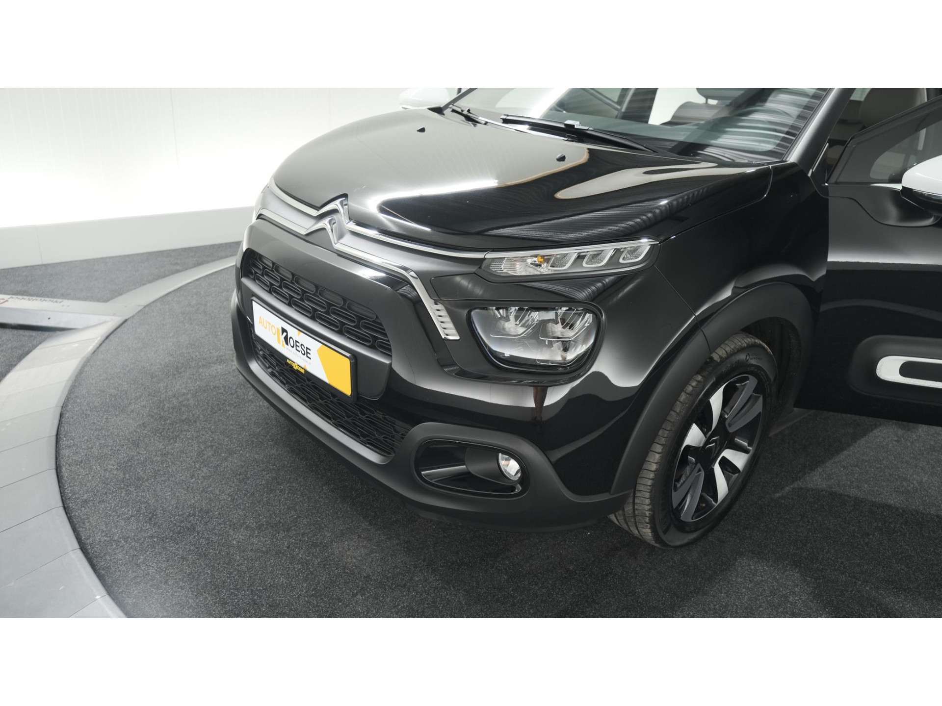 Citroen C3 PureTech 82 Feel Edition | Apple Carplay | Parkeersensoren | Navigatie | Climate Control | 16 Inch Velgen