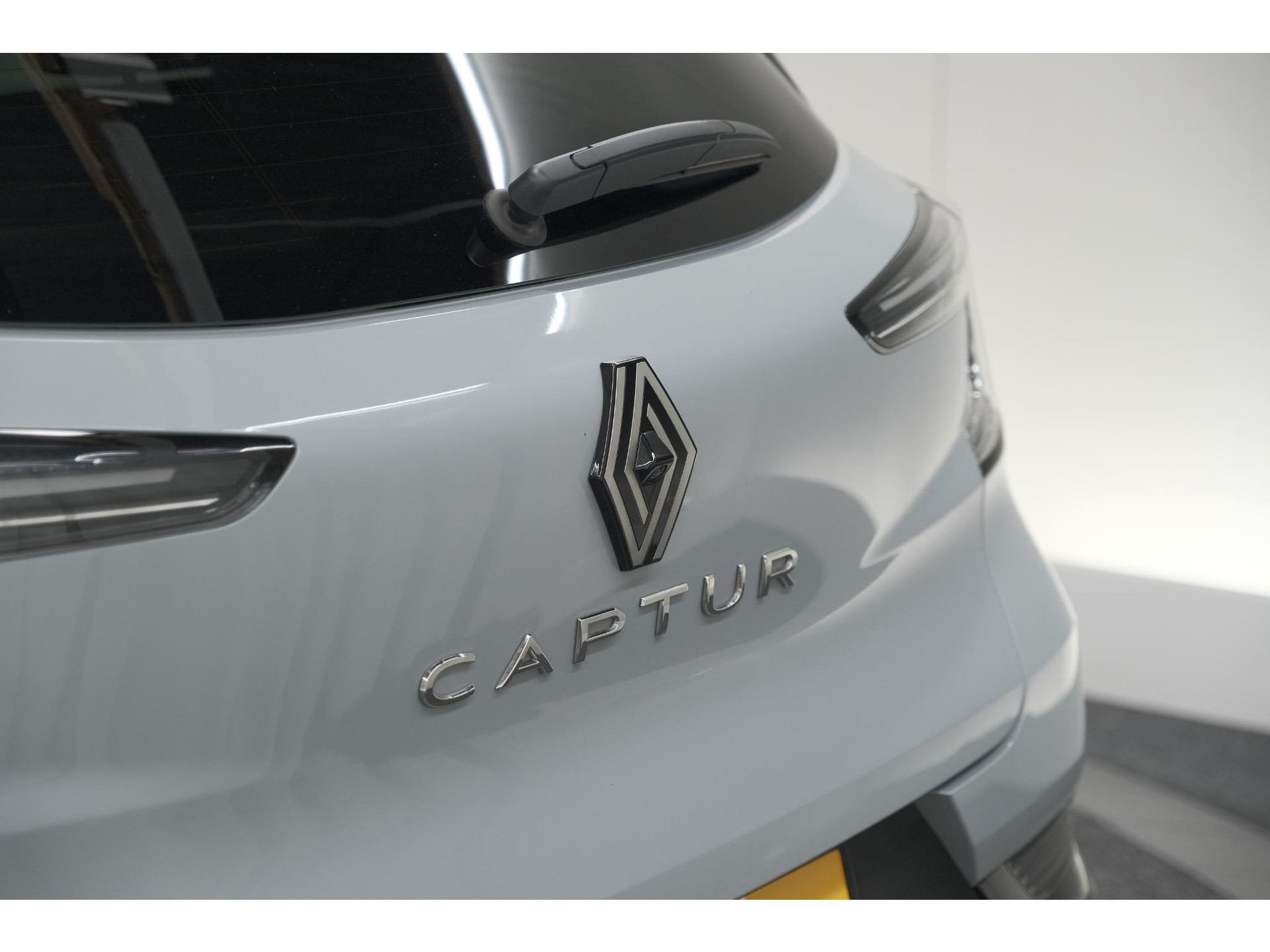 Renault Captur Mild Hybrid 160 EDC Techno | Camera | Navigatie | Apple Carplay | Pack Full Screen