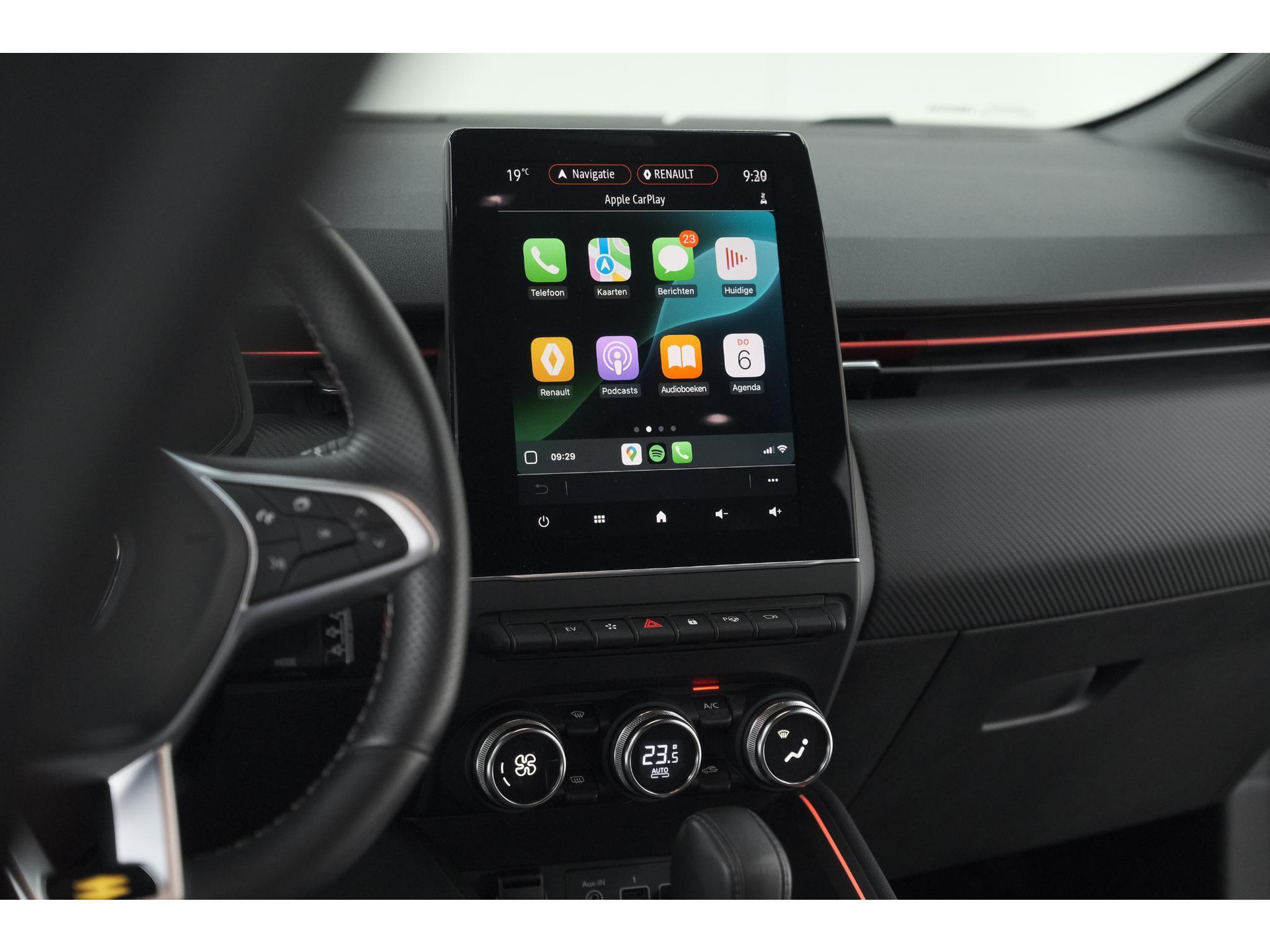 Renault Clio 1.6 E-Tech Hybrid 140 R.S. Line | 360 Camera | Apple Carplay | 9.3 Inch Groot Scherm | Sportstoelen
