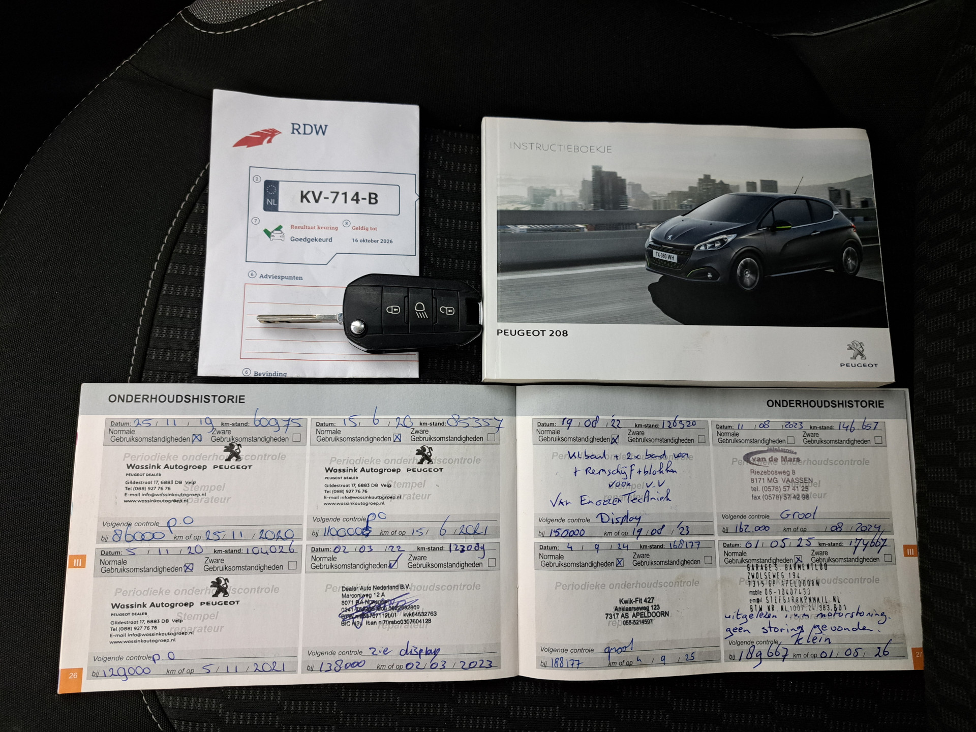 Peugeot 208 1.2 PureTech Blue Lion *AIRCO | NAVI-FULLMAP | COMFORT-SEATS | CRUISE | PDC*