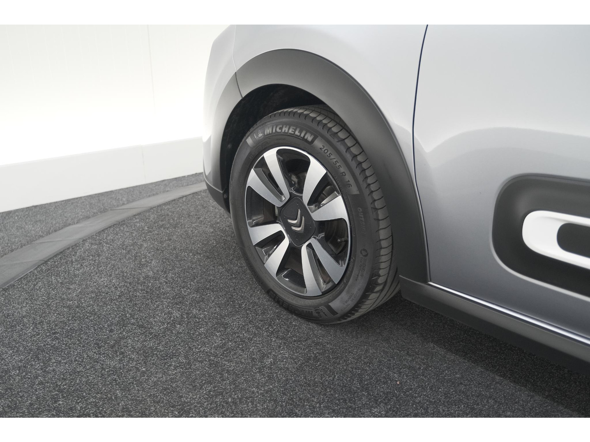 Citroen C3 PureTech 83 Max | Camera | Stoelverwarming | Navigatie | Parkeersensoren