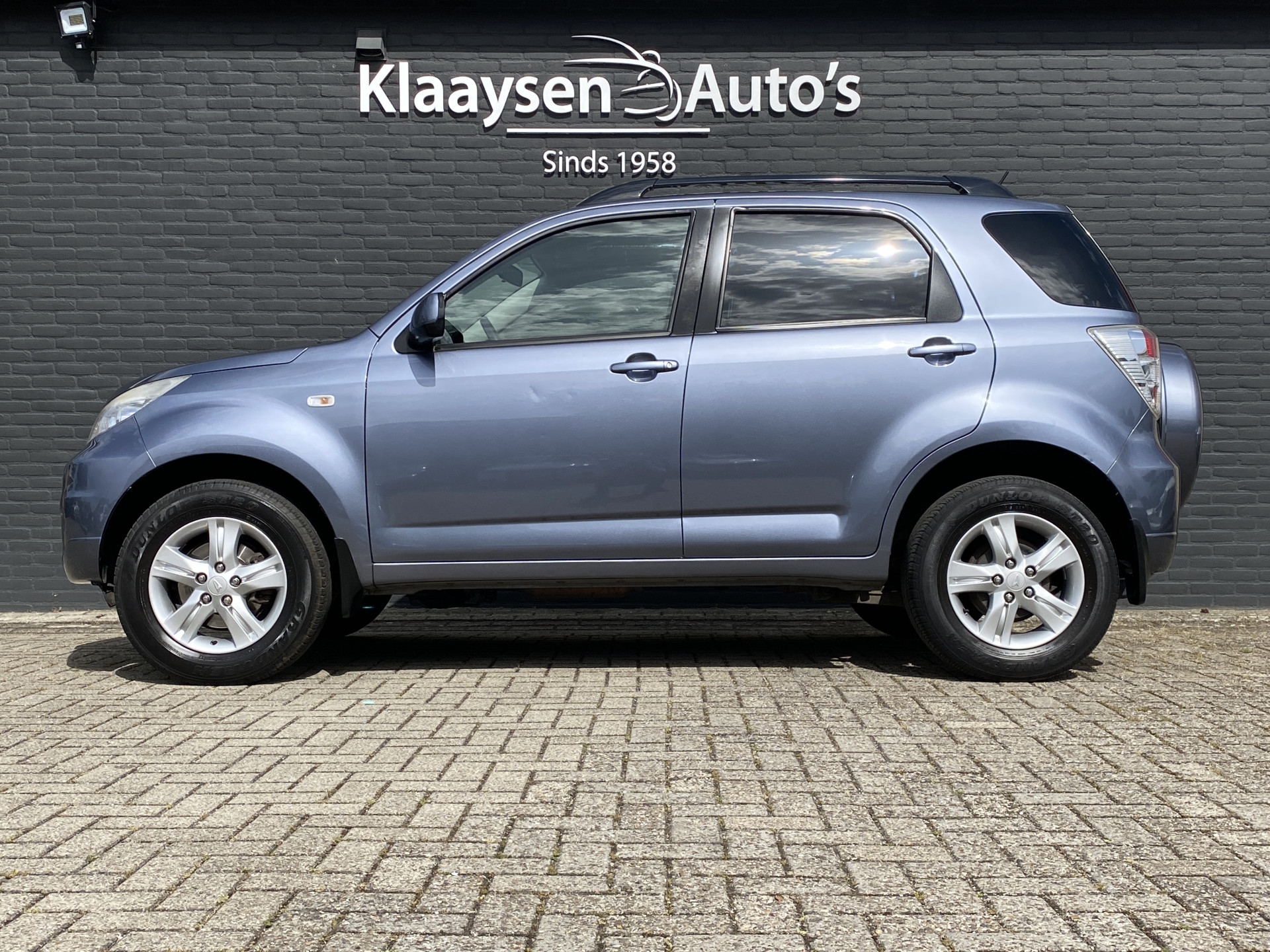 Daihatsu Terios 1.5 4WD Track AUT. | climate control | trekhaak | stoelverwarming | wielkoffer | dac/trc | elektrisch pakket