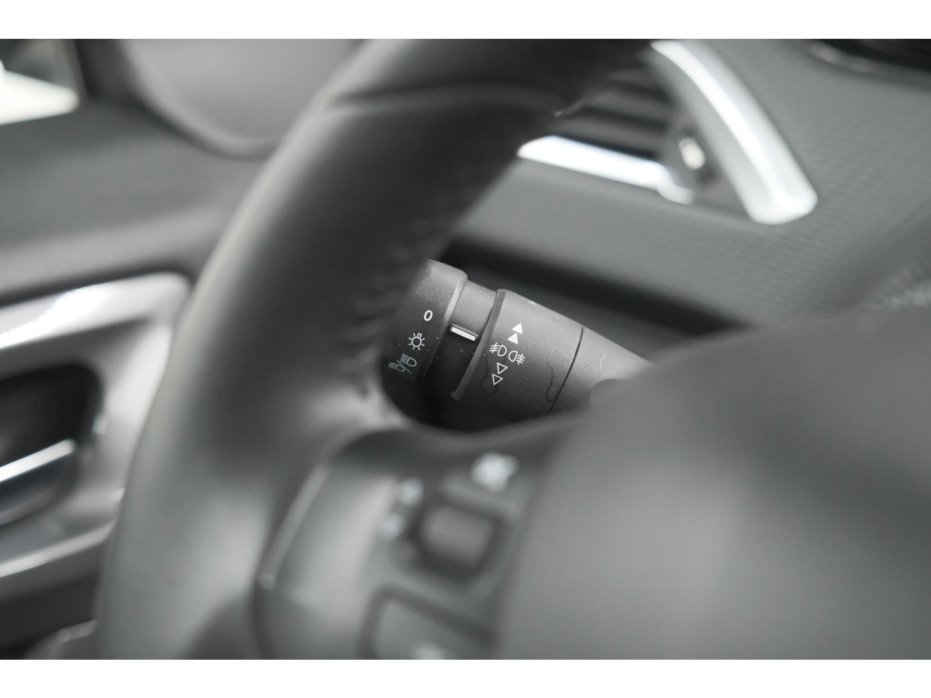 Peugeot 2008 PureTech 110 Blue Lion | Trekhaak | Apple Carplay | Parkeersensoren