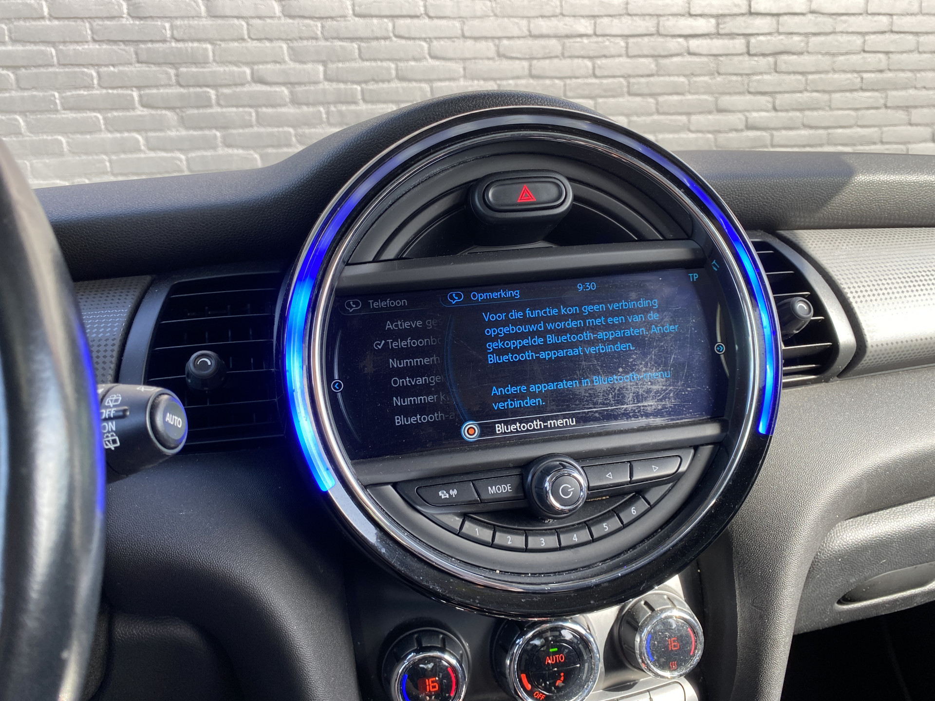 MINI Mini 1.5 Cooper Pepper 136 pk | navigatie | panoramadak | bluetooth | cruise control | chromen details | trekhaak
