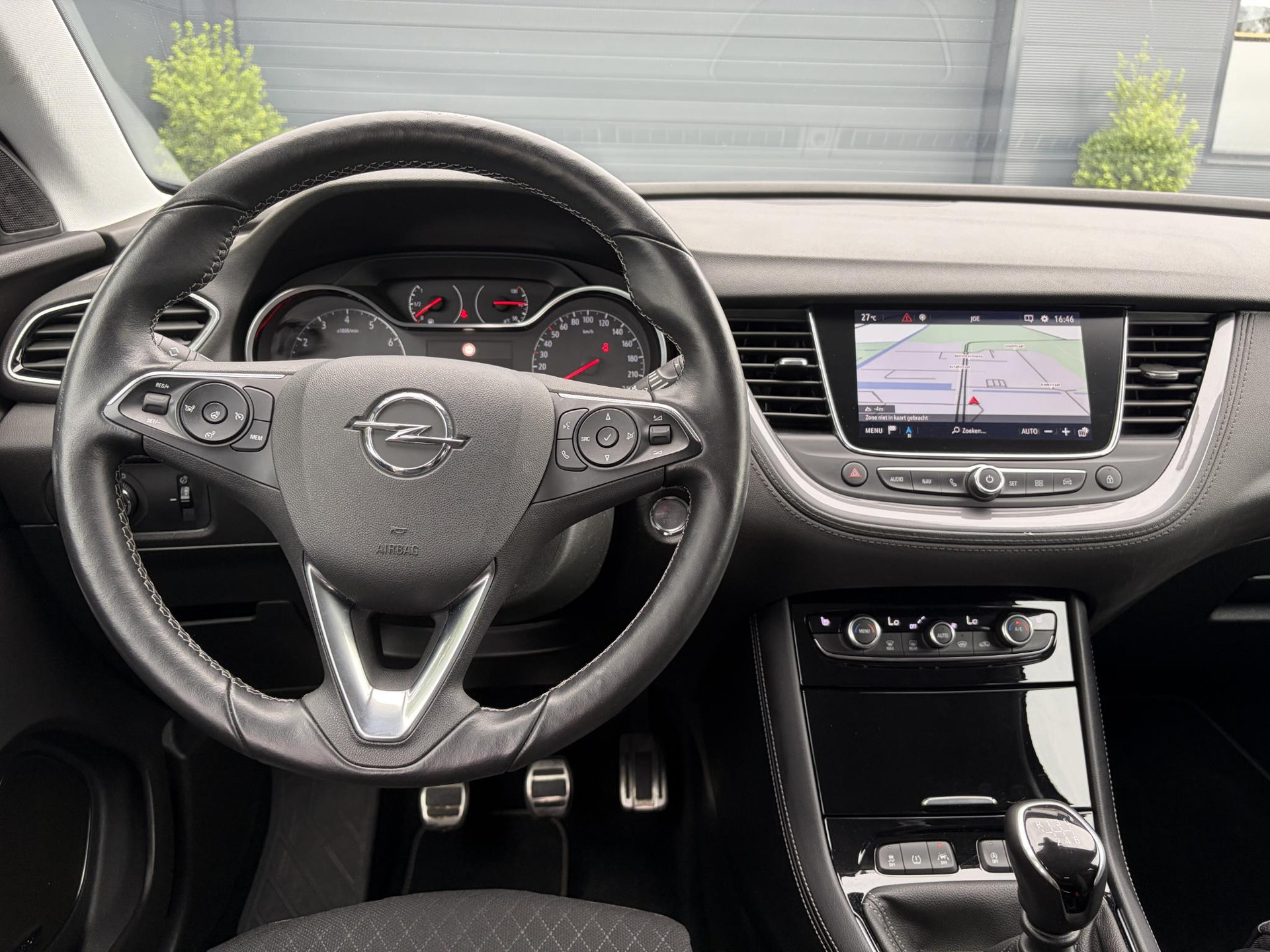 Opel Grandland X 1.2 Turbo Ultimate D-riem vv in 12-2024,1e Eigenaar,360° Camera,Trekhaak,131pk,6 Bak,Navi,Halfleder,Dodehoek,Rijstrooksensor,Keyless,Stoelverw,N.A.P,Apk tot 02-2027