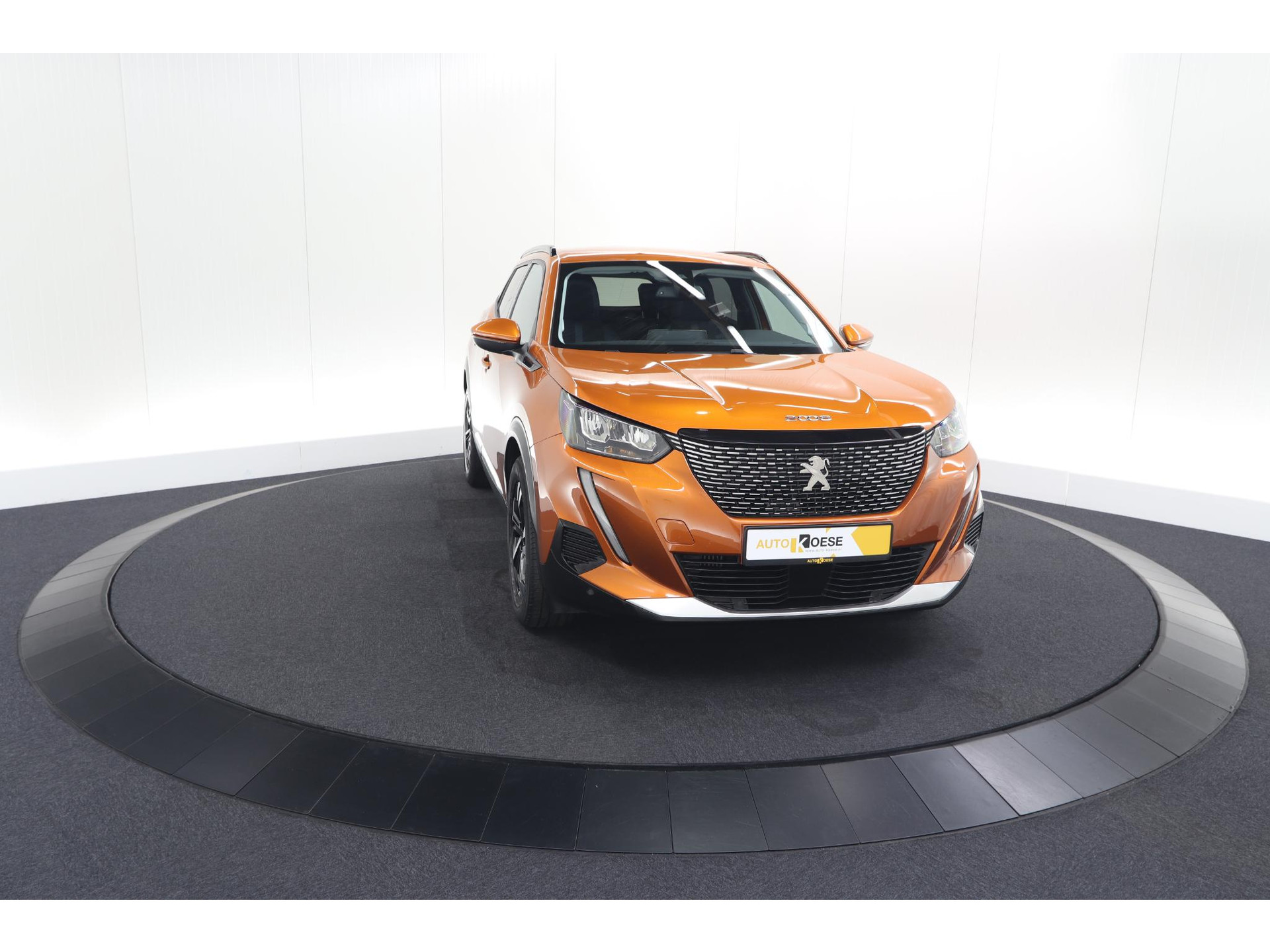 Peugeot 2008 PureTech 130 Allure Pack | Trekhaak | Adaptieve Cruise Control | Camera | Stoelverwarming