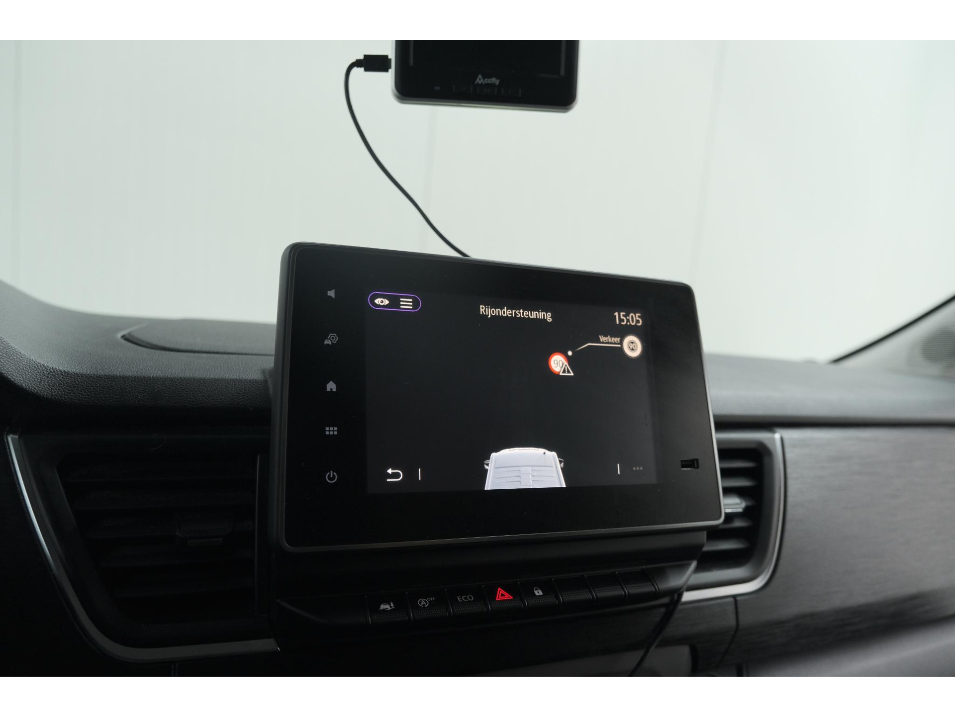 Renault Trafic 2.0 dCi 110 T30 L2H1 Work Edition | Trekhaak | Camera | Navigatie | Sidebars | Betimmering Laadruimte