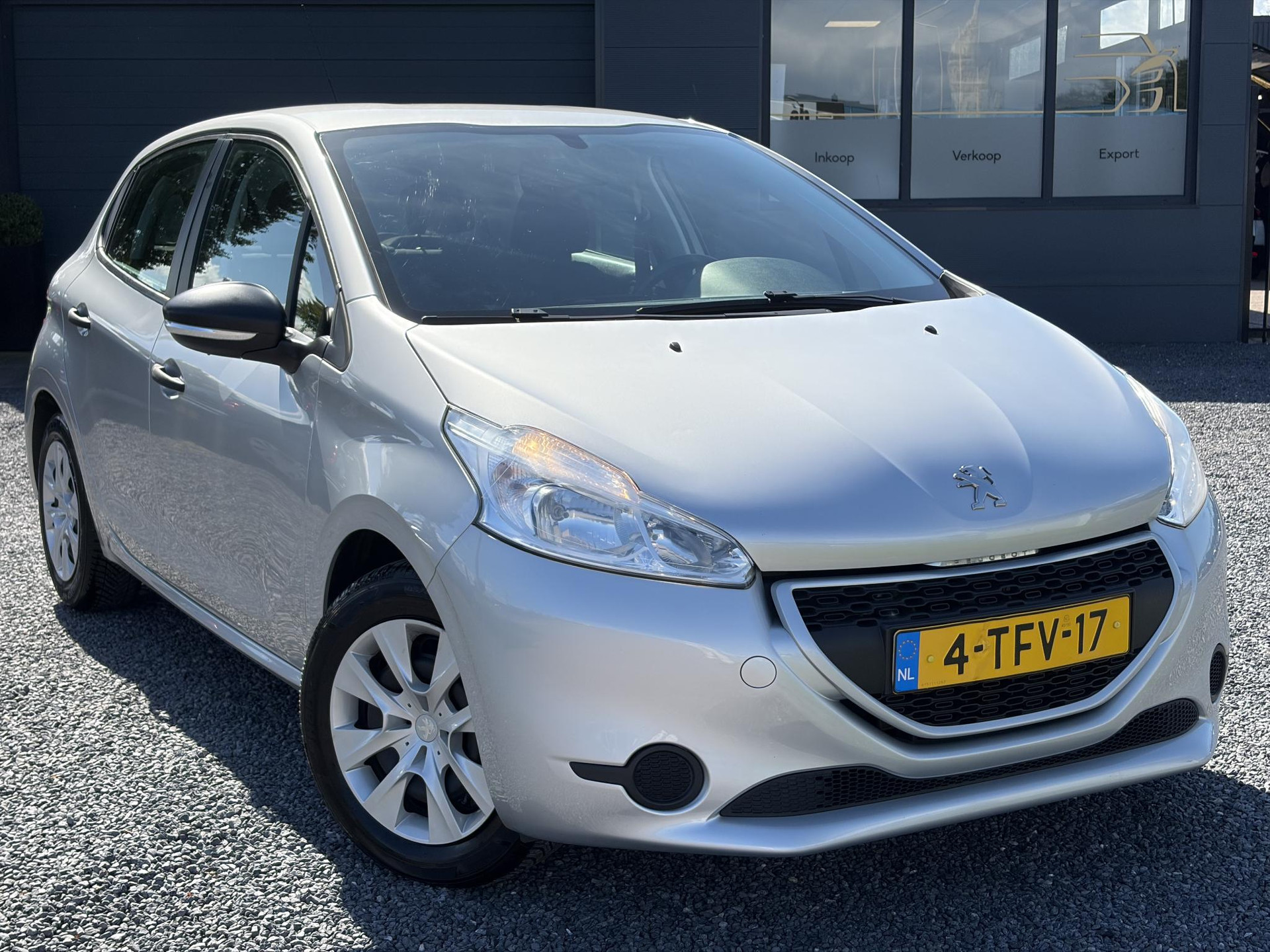 Peugeot 208 1.2 VTi Access ✓D-riem vv in 05-2024✓2e Eigenaar✓Net beurt gehad✓Carplay✓Airco✓Cruise✓5 Deurs✓Weinig km✓Zeer Zuinig✓N.A.P✓Apk tot 04-2027
