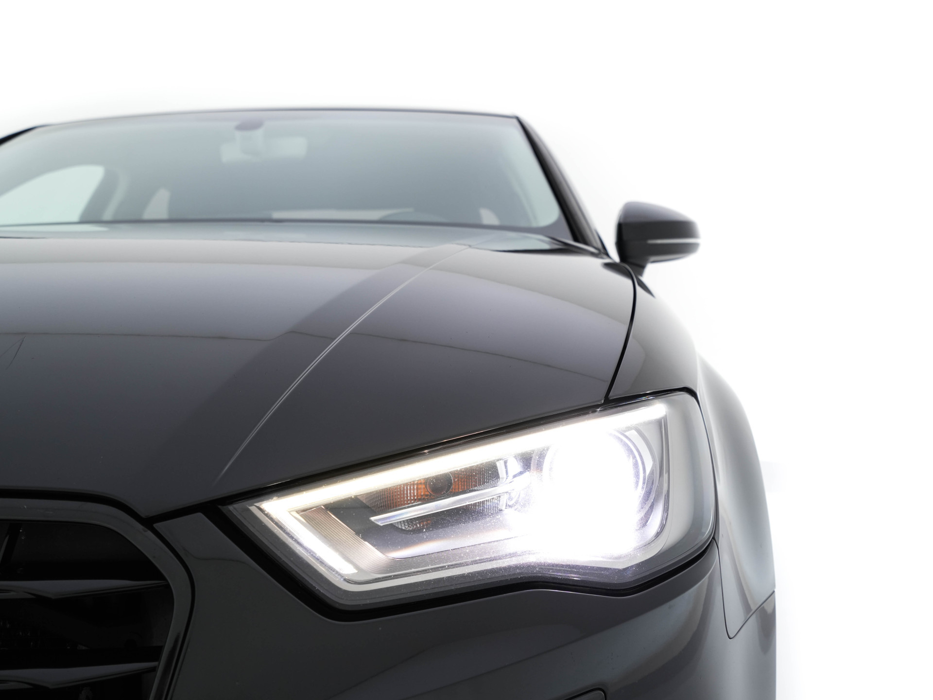 Audi A3 Limousine 1.6 TDI S-Line Ambition Sport Edition *XENON | NAVI-FULLMAP | COMFORT-SEATS | PRIVACY-GLASS | ECC | PDC | CRUISE | 18''ALU*