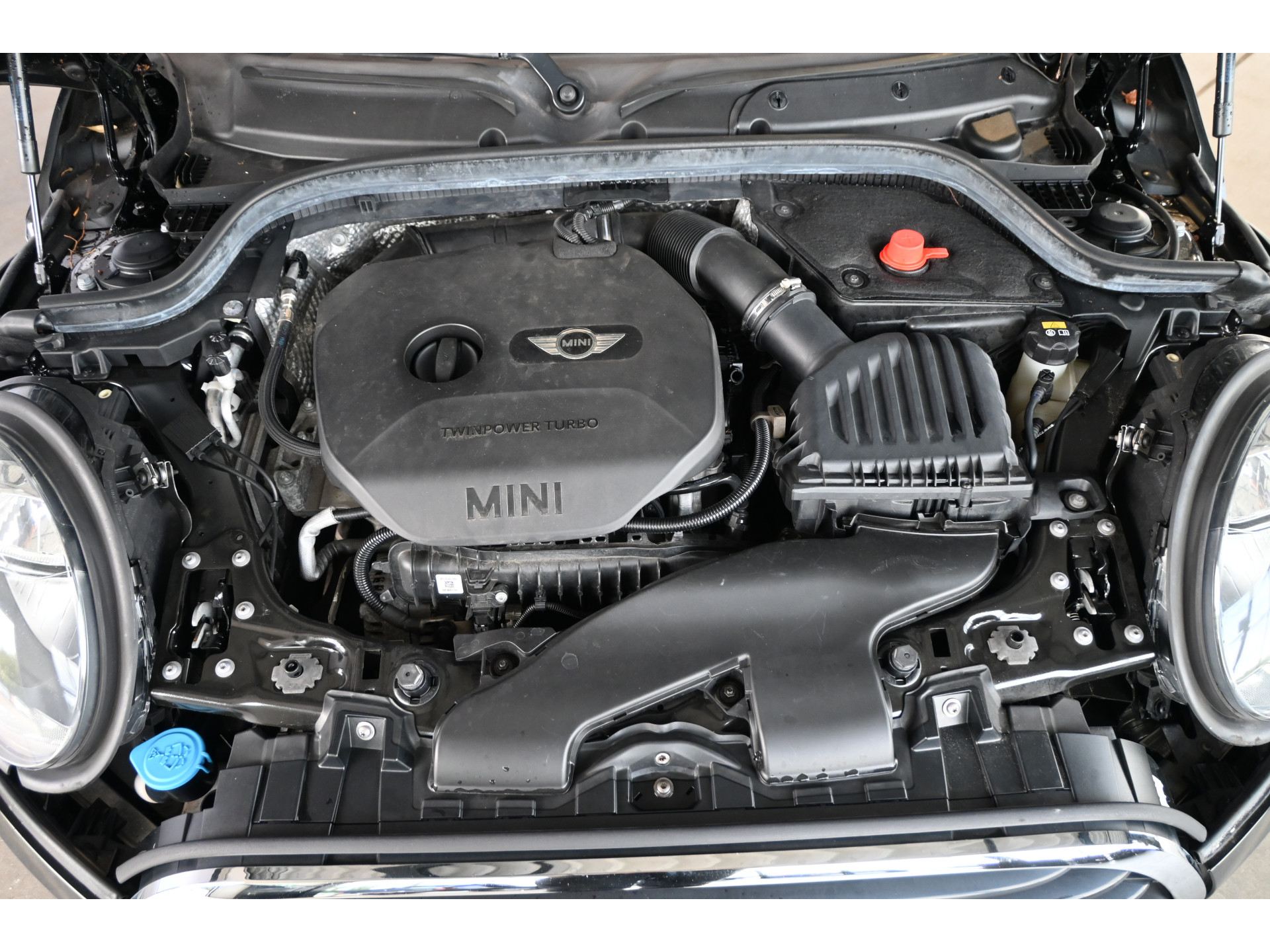 MINI 3-Deurs 1.2 One Business Airco Cruise Lichtmetaal PDC Stoelverwarming Rijklaarprijs! Inruil Mogelijk!