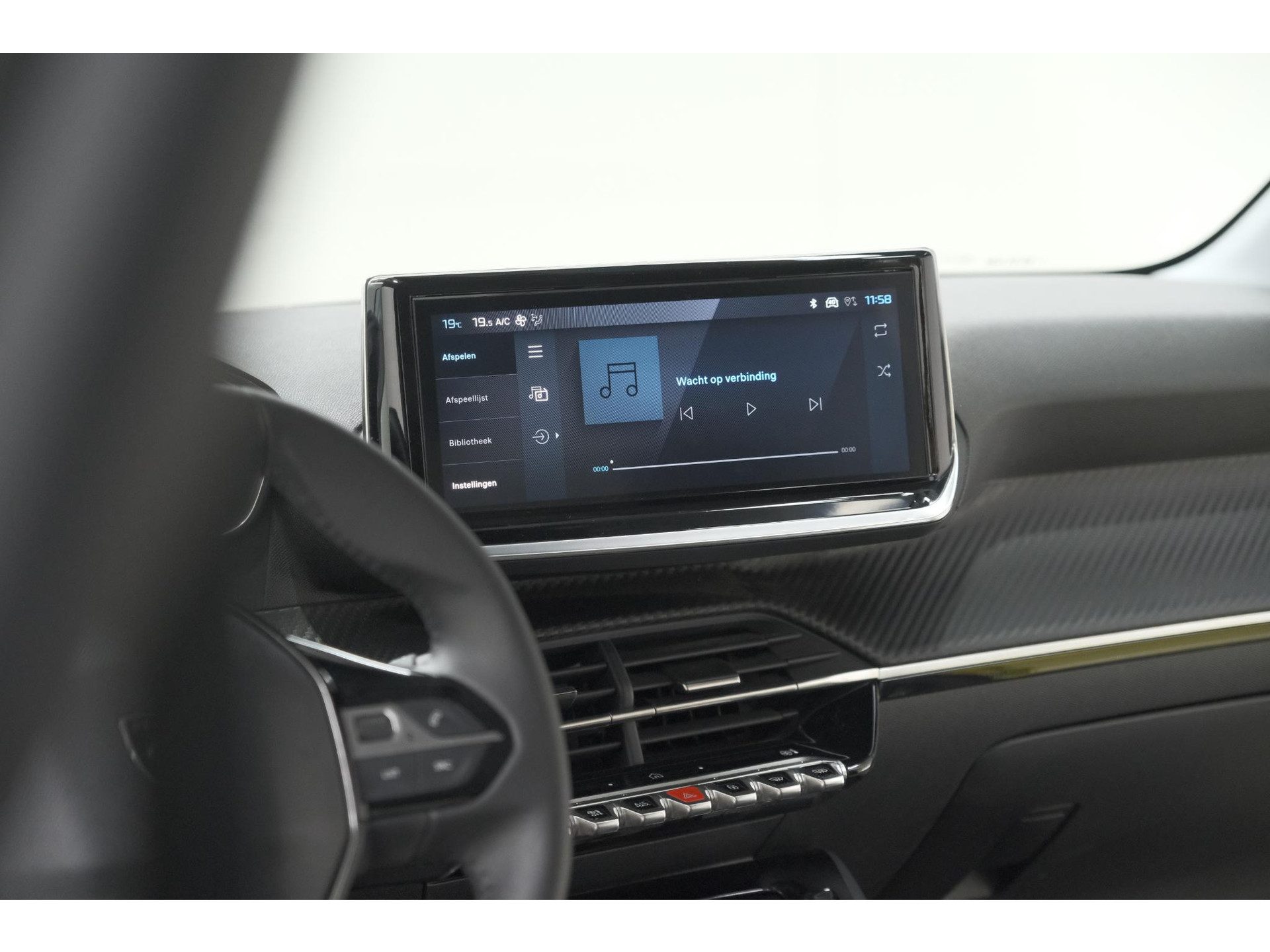 Peugeot 208 PureTech 100 Allure | Apple Carplay | Parkeersensoren | Climate Control