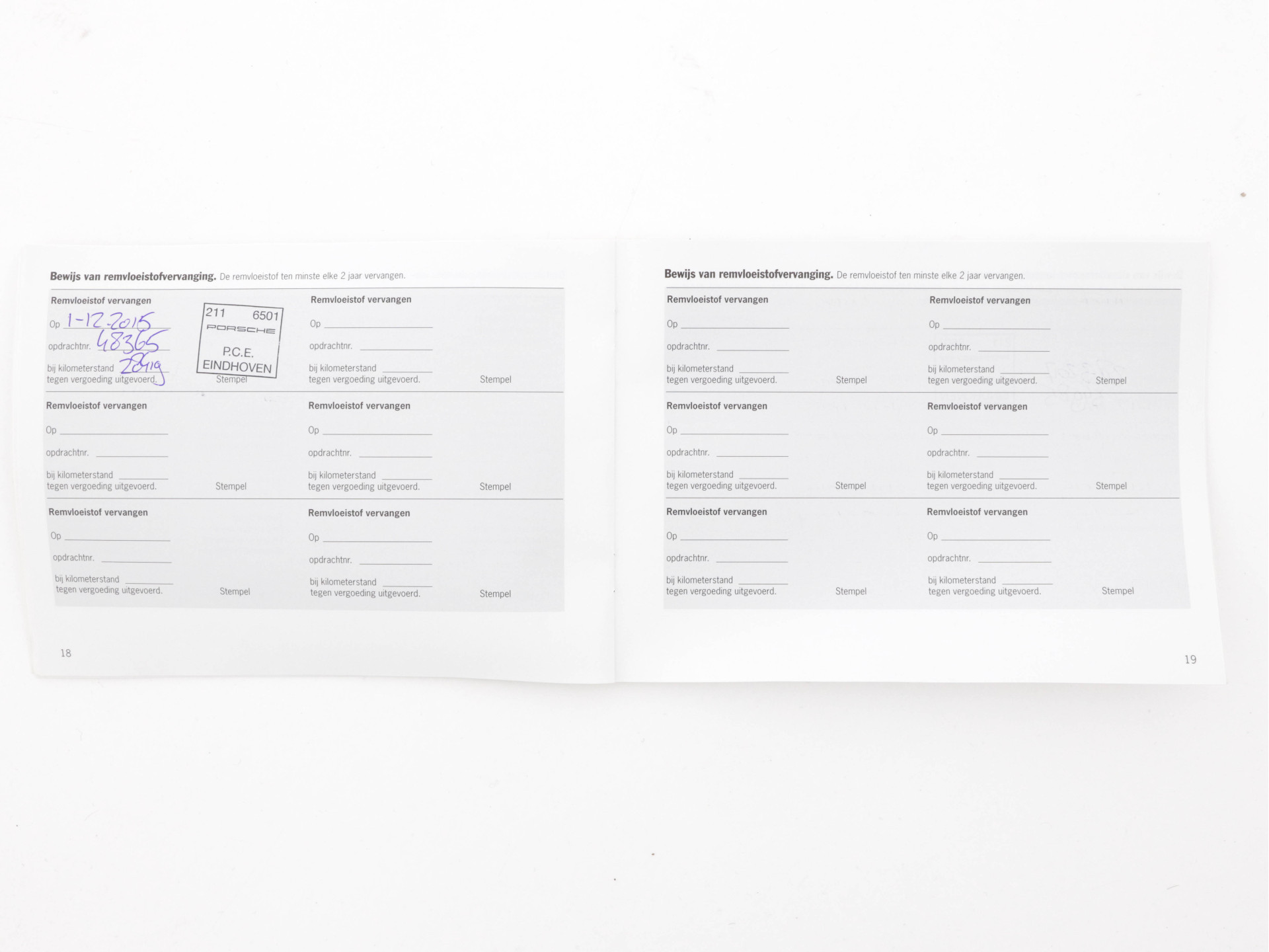 Porsche Macan 3.6 Turbo Aut. *PANO | XENON | FULL-LEATHER  | BOSE-SOUND | NL-AUTO | NAVI-PROF | XENON | COMFORT-SEATS | CAMERA | ECC | PDC | ALCANTARA | MODEL-2015*