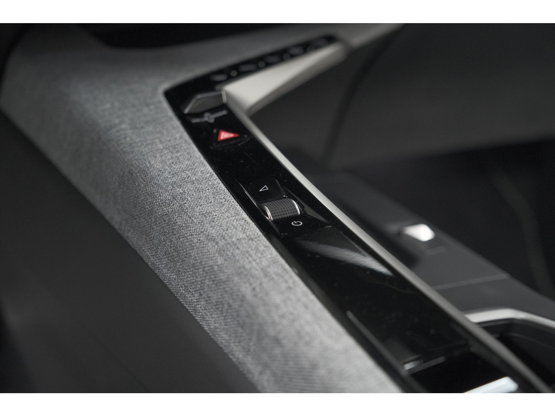 Peugeot 3008 Hybrid 145 e-DCS6 GT | Elektrische Kofferklep | Camera | Adaptieve Cruise Control | Apple CarPlay