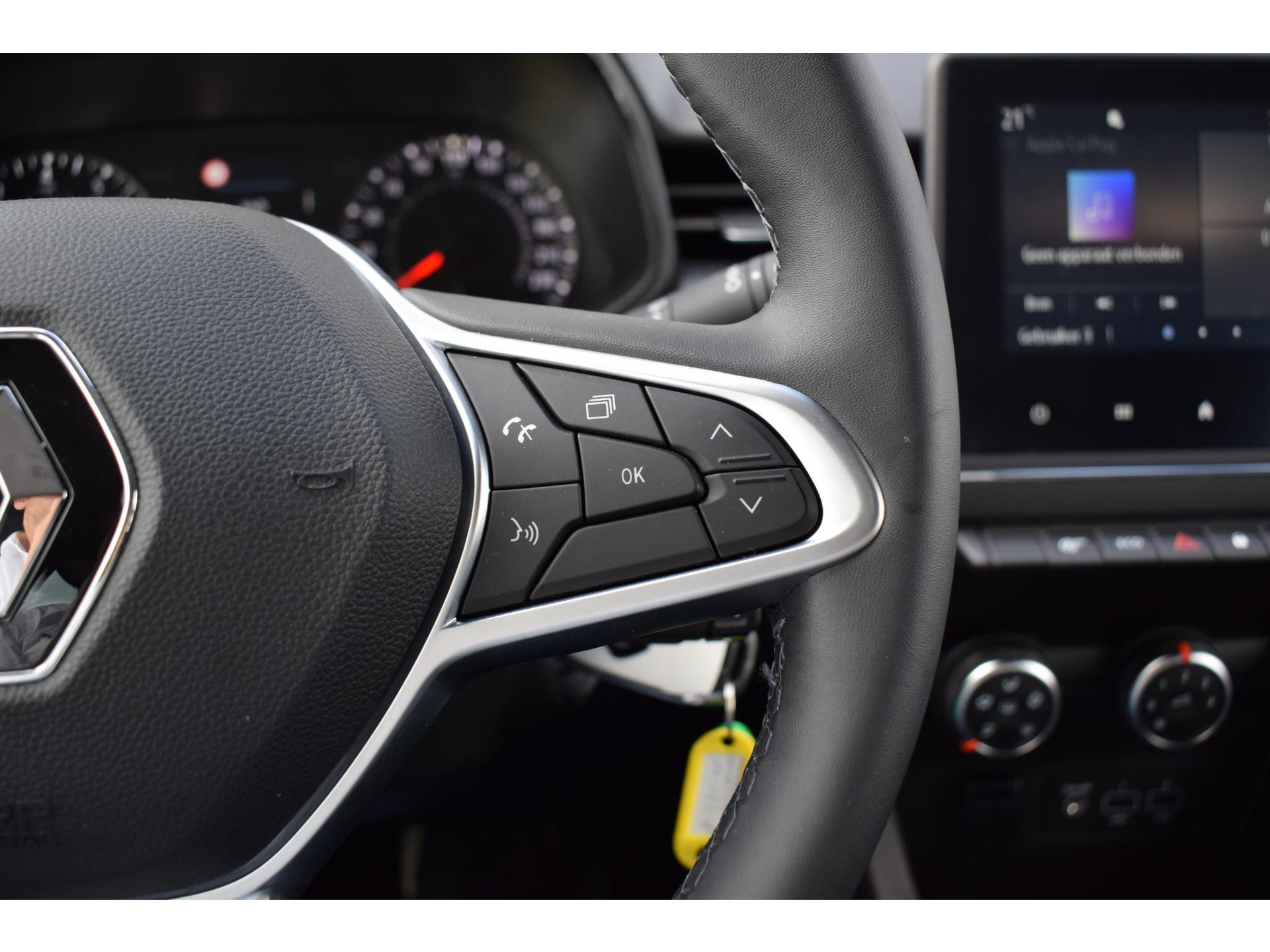 Renault Clio 1.0 TCe Zen | Apple CarPlay | Cruise | Airco | Sportstoelen