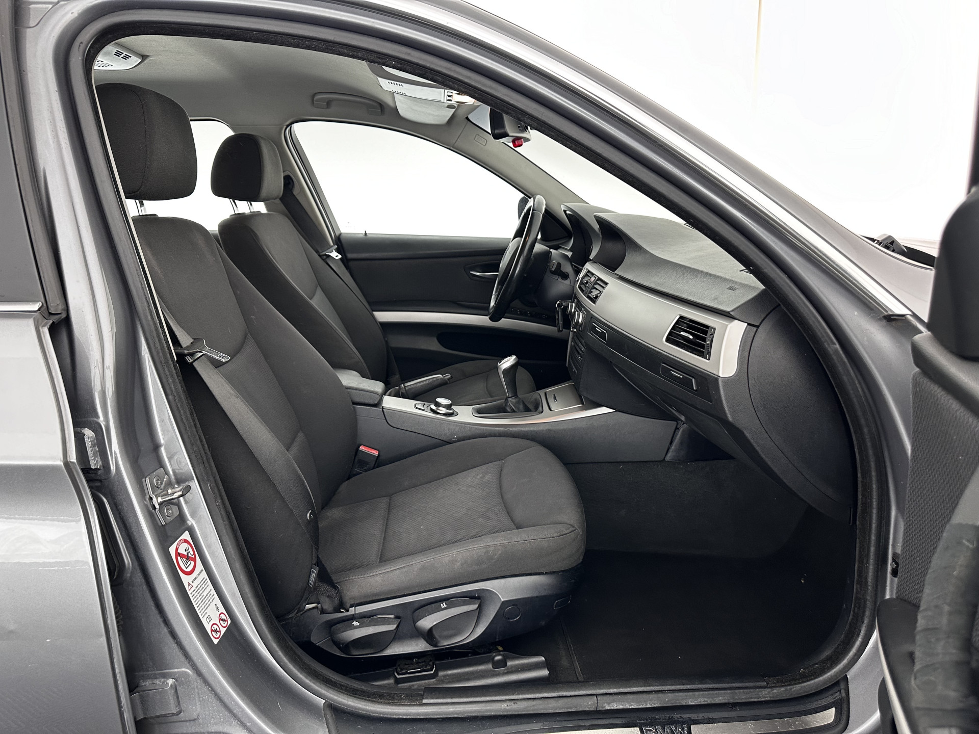 BMW 3-serie Touring 316i Business Line Sport-Pack ! LOOPT-OP-2-CILINDERS ! *NAVI-FULLMAP | ECC | PDC | CRUISE | COMFORT-SEATS | 17"ALU*