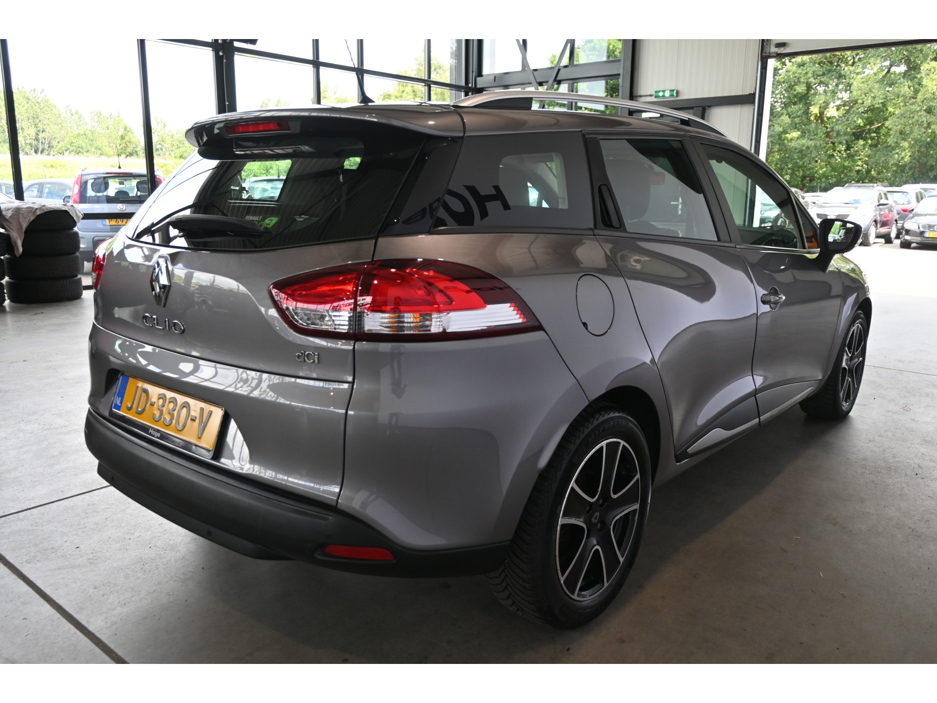 Renault Clio Estate 1.5 dCi ECO Dynamique Airco Navigatie Cruise control Lichtmetaal PDC Inruil Mogelijk!
