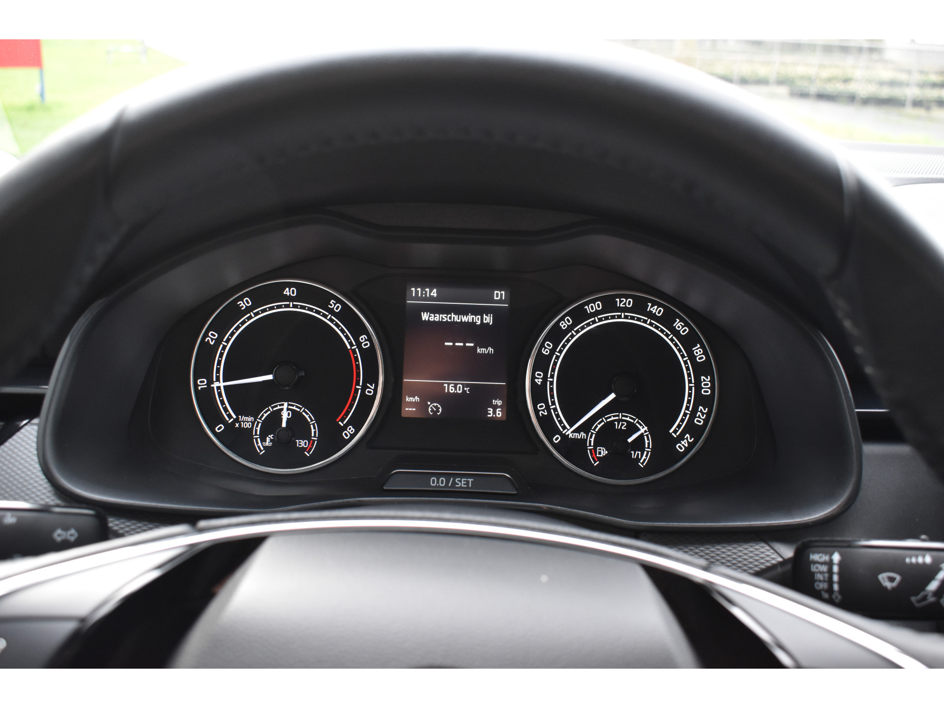 ŠKODA Scala 1.0 TSI Ambition Automaat Carplay Navigatie Front/lane assist Stoelverwarming Parkeer sensoren
