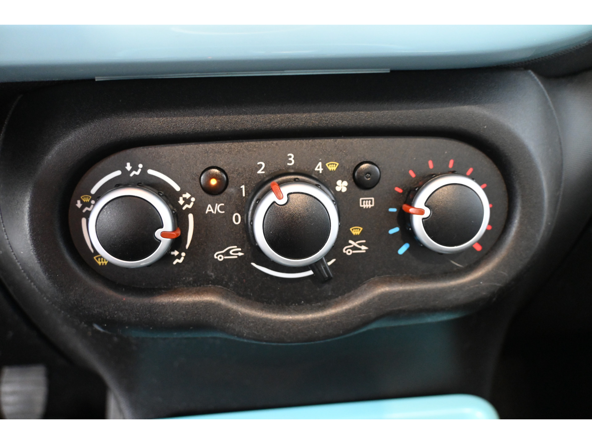 Renault Twingo 1.0 SCe Serie Signature VIVA Airco Schuif / vouwdak Cruise control 100% Onderhouden! Inruil Mogelijk!