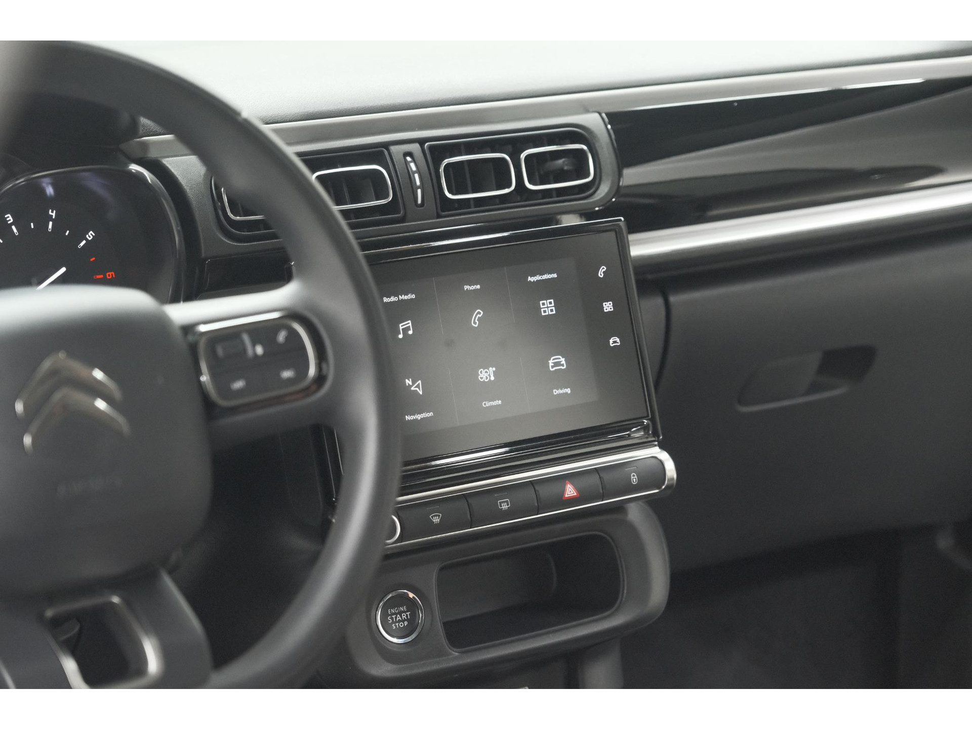 Citroen C3 PureTech 110 EAT6 Max | Apple Carplay | Parkeersensoren | Climate Control | 16 Inch Lichtmetalen Velgen