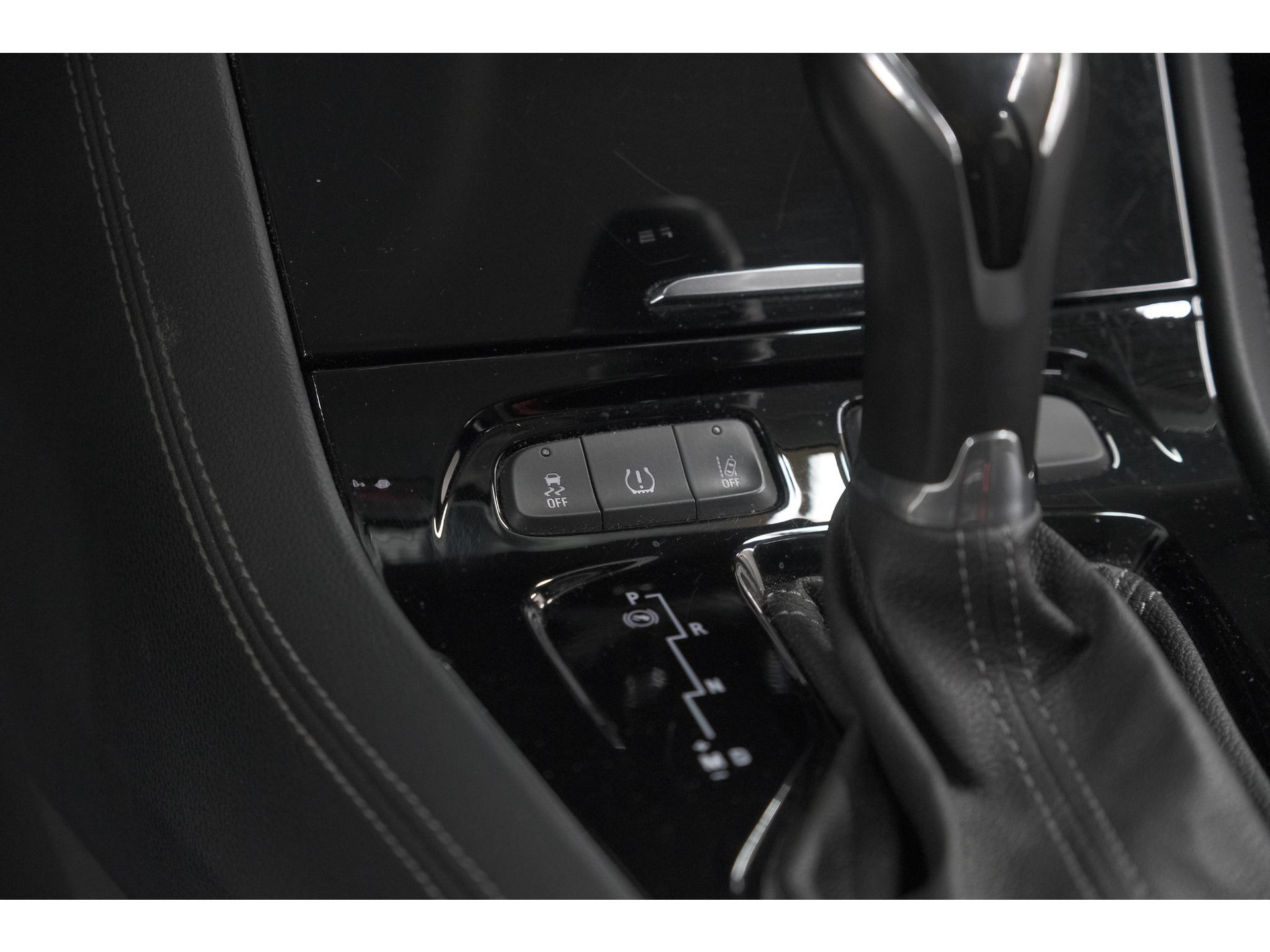 Opel Grandland X Turbo 130 EAT8 Innovation | Trekhaak | Dodehoekdetectie | Apple Carplay | Pack Winter