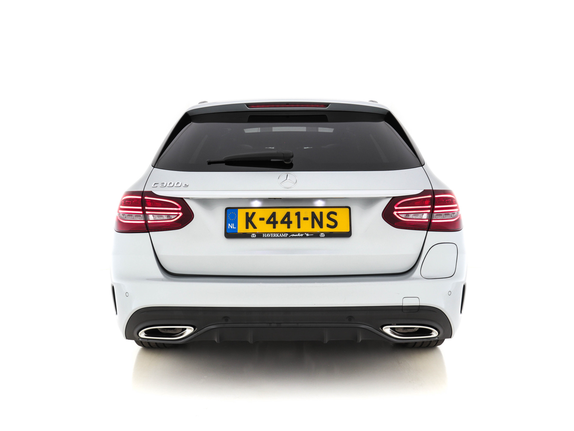 Mercedes-Benz C-klasse Estate 300 e Business Solution AMG Limited Plug in (INCL-BTW) Aut. *PANO | LEATHER-ALCANTARA | FULL-LED | NAVI-FULLMAP | TOP-VIEW | BLIND-SPOT | PREMIUM-AUDIO | DAB | CARPLAY | AMBIENT-LIGHT | DIGI-COCKPIT | SPORT-SEATS | 18"ALU*