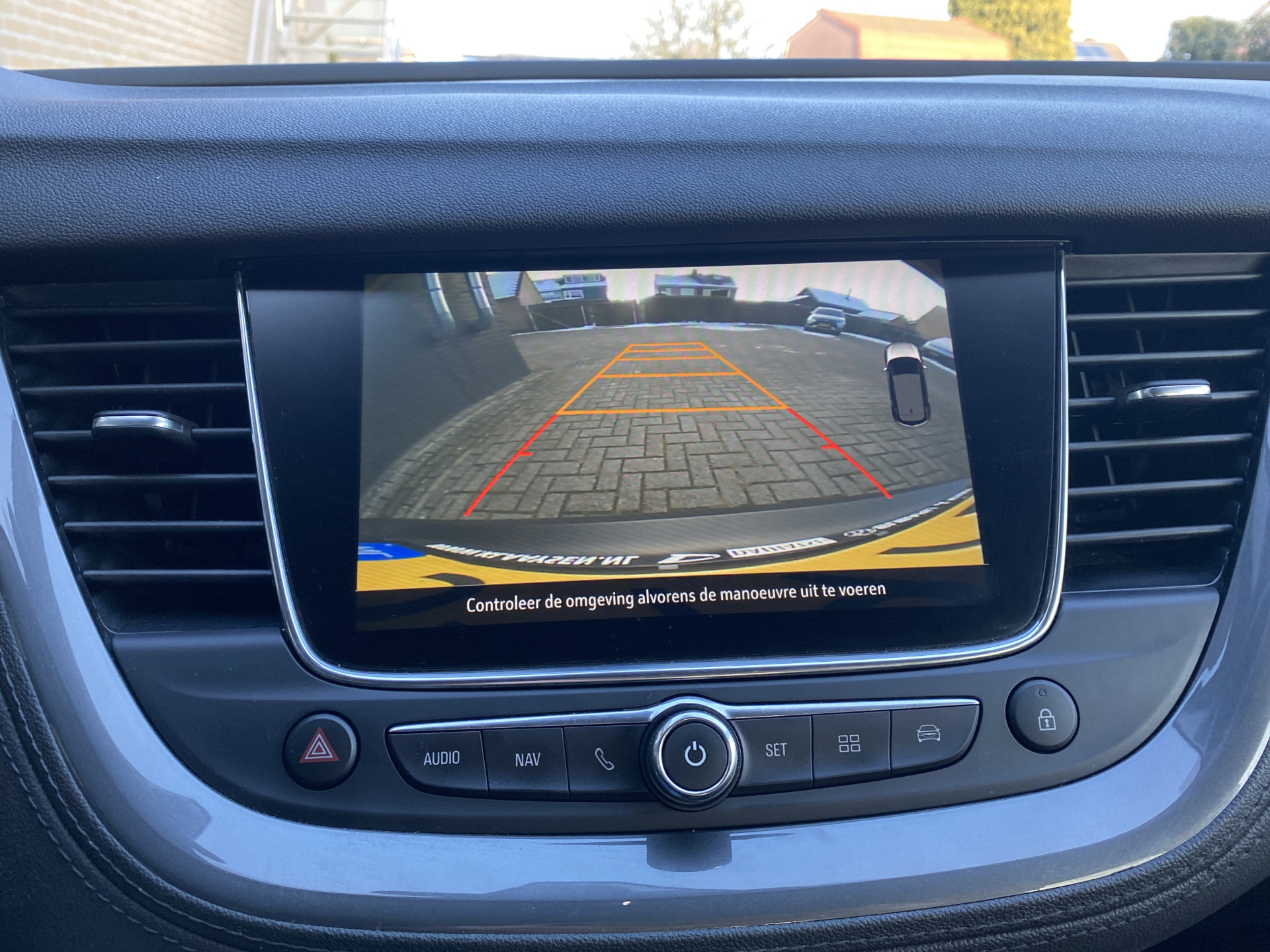 Opel Grandland X 1.2 Turbo Business Executive 130 pk | 1e eigenaar | dealer onderh. | leder interieur | navigatie | camera | carplay