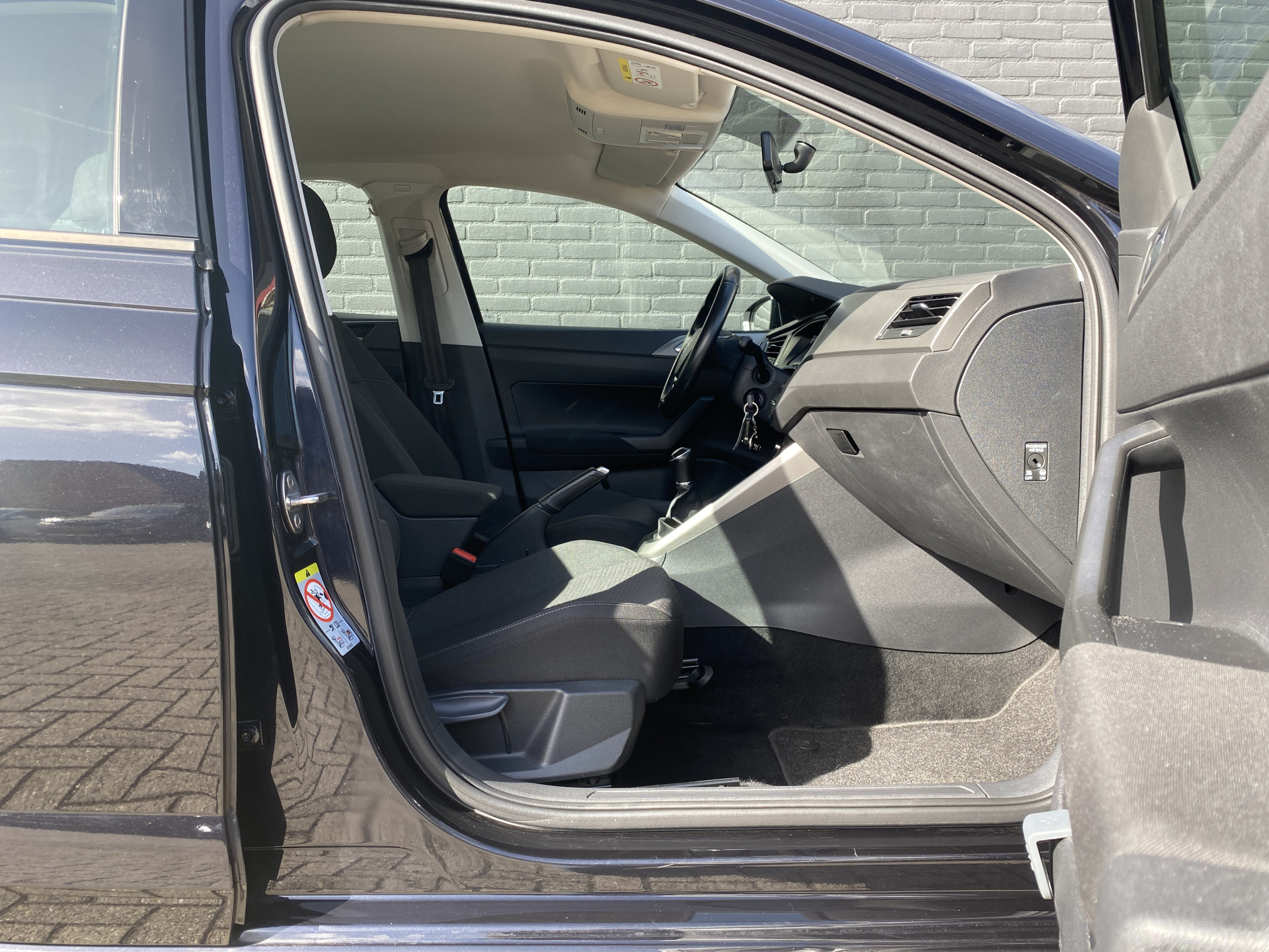 Volkswagen Polo 1.0 Comfortline | apple carplay - android auto | airco | cruise control | bluetooth | lichtsensor | NL auto