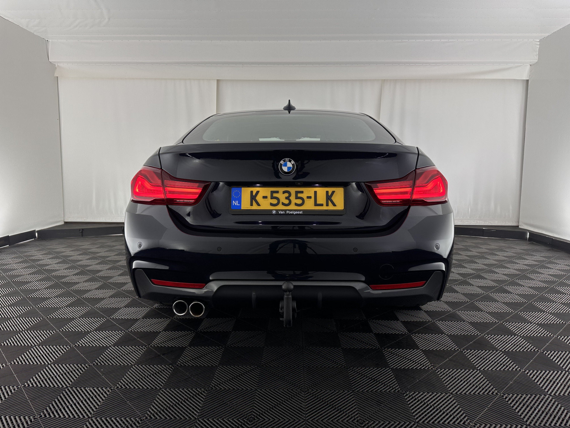 BMW 4-serie Gran Coupé 420i M-Sportpack High Executive Edition (INCL-BTW) Aut. *LEATHER | FULL-LED | DIGI-COCKPIT | HIFI-SOUND | HEATED-SPORTSEATS | DAB+ | CAMERA | SHIFTPADDLES | PRIVACYGLASS | HEAD-UP | TOWBAR | KEYLESS | CARBON-INLAY | 19''ALU*