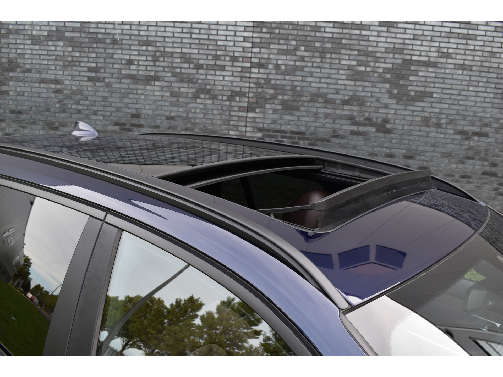 BMW 3-serie Touring 330e Business Edition Plus Plugin-hybride Pano Leder