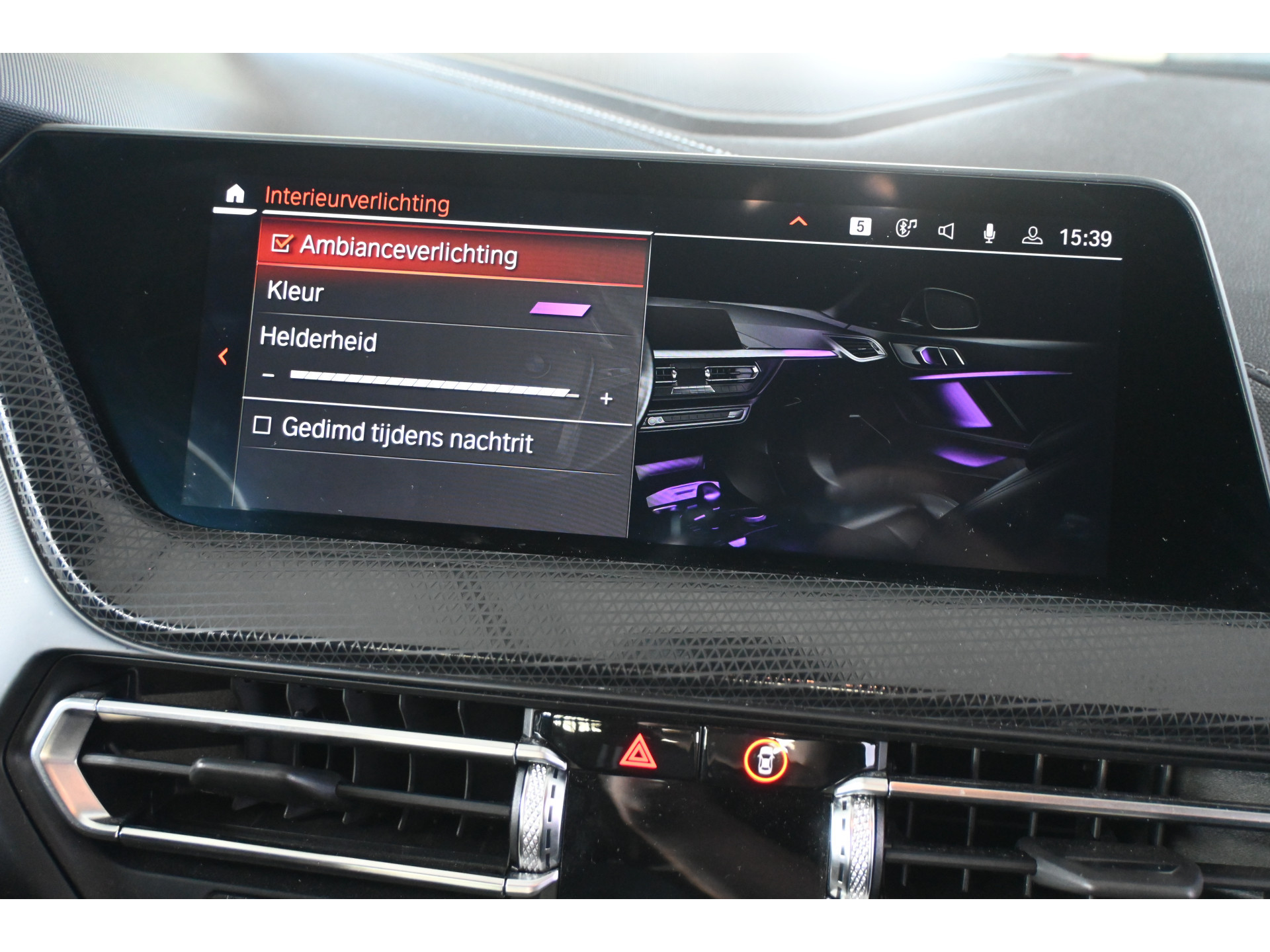 BMW 1-serie 118i High Executive Automaat Clima Virtual Cockpit LED Stoelverwarming CarPlay 100% Onderhouden! Inruil mogelijk!