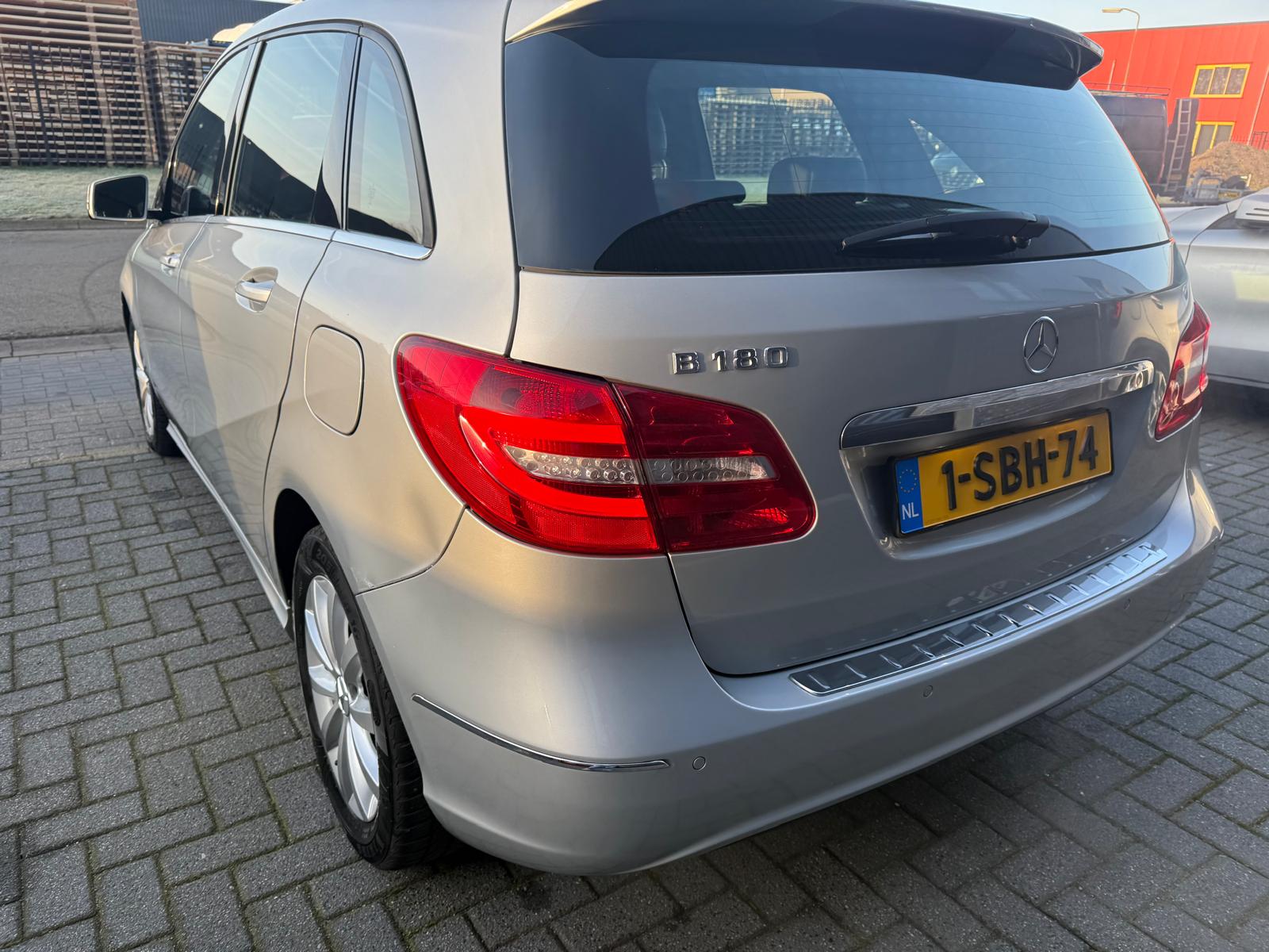 Mercedes-Benz B-klasse 180 Ambition | 2E EIGENAAR |3/6/12MND GARANTIE | AUTOMAAT | CRUISE | NAVI | XENON | LMV |