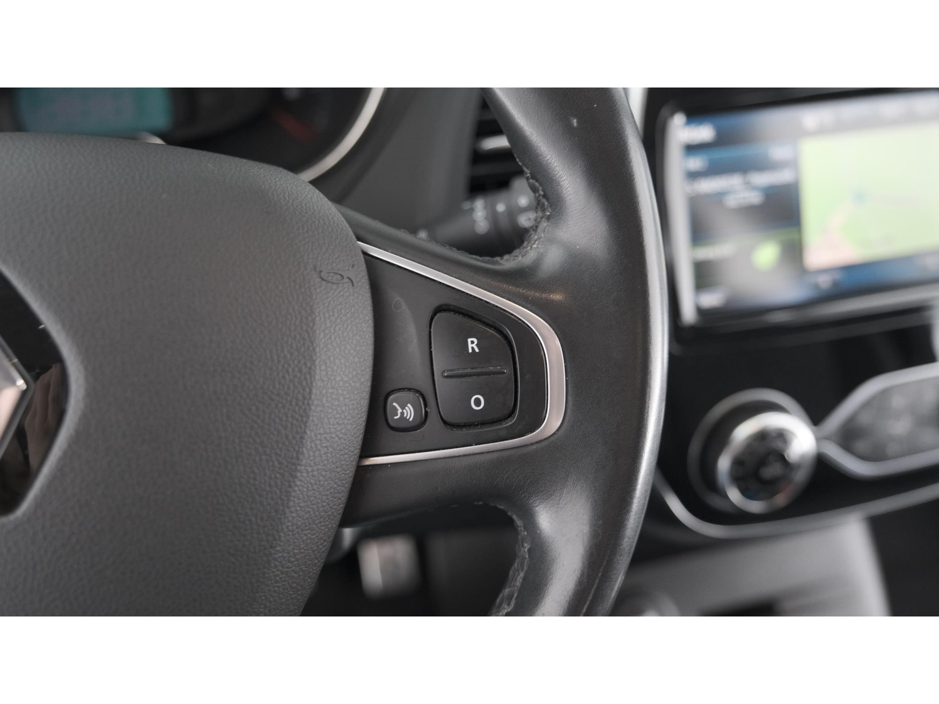 Renault Captur 1.3 TCe Intens | Trekhaak afneembaar | Navigatie | Parkeersensoren