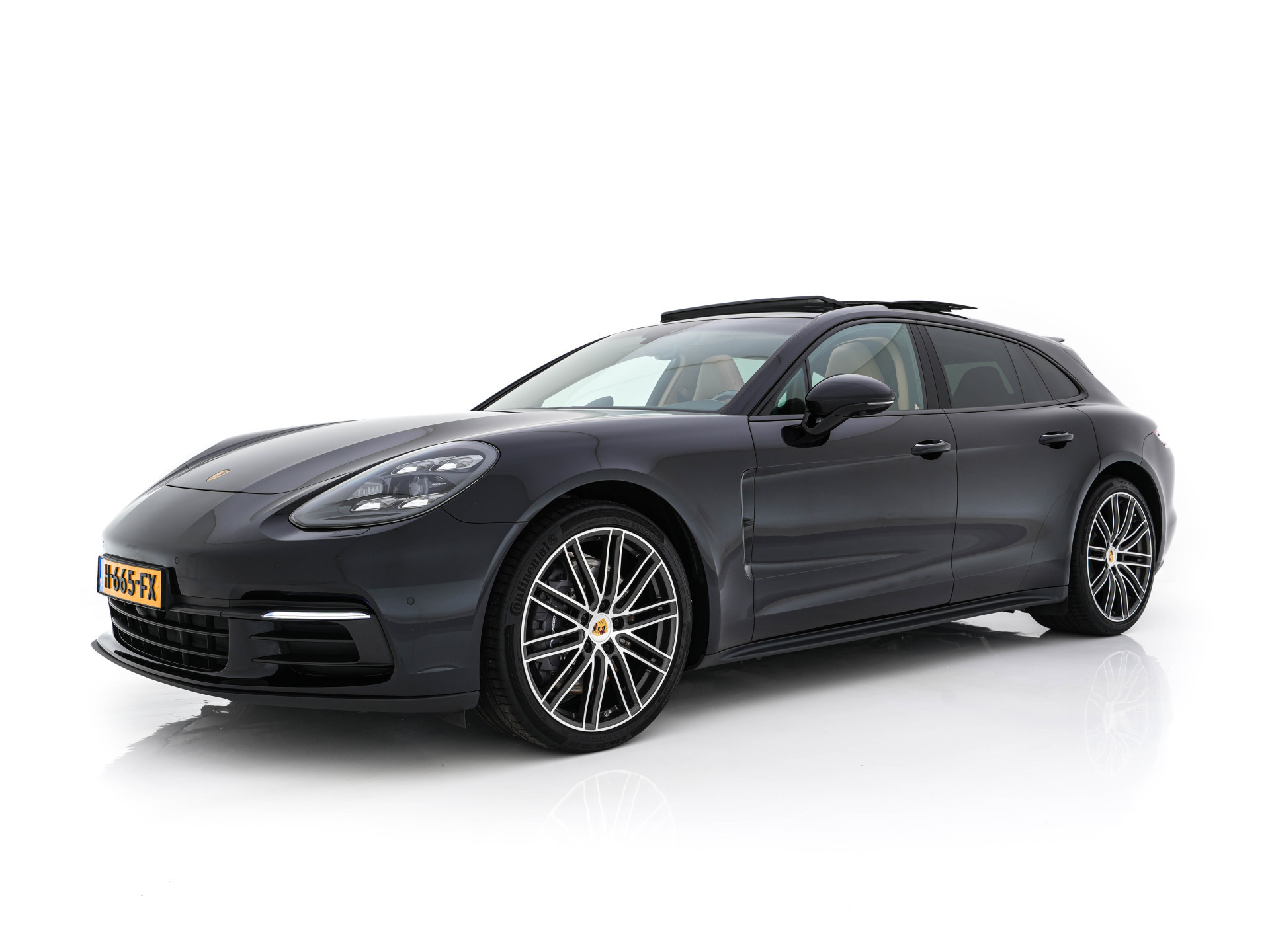 Porsche Panamera Sport Turismo 3.0 4 Sportchrono-Pack Aut. *PANO | LEATHER | MATRIX-LED | BOSE-SURROUND | MEMORY-PACK | TOPVIEW | KEYLESS | NAVI-FULLMAP | HEATED-SPORTSEATS | DAB+ | PRIVACYGLASS | SHIFTPADDLES | SPORT-EXHAUST | 21''ALU*