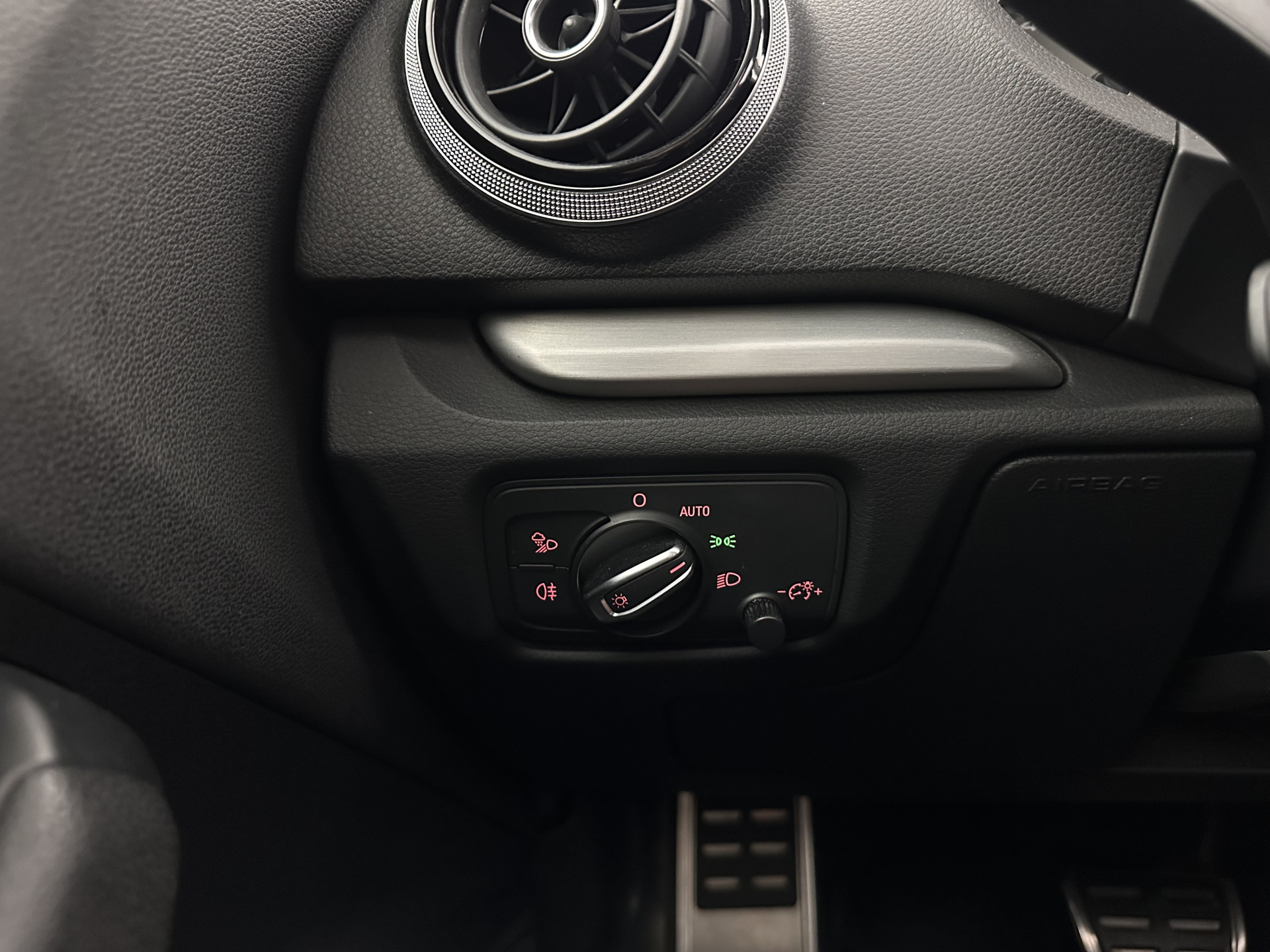 Audi S3 Sportback 2.0 TFSI Quattro Pro Line Plus Aut. *PANO | LEATHER | HEATED-SPORTSEATS | ADAPTIVE-CRUISE | FULL-LED | KEYLESS | CAMERA | NAVI-FULLMAP | PRIVACYGLASS | SHIFTPADDLES | ECC | PDC | 18''ALU*