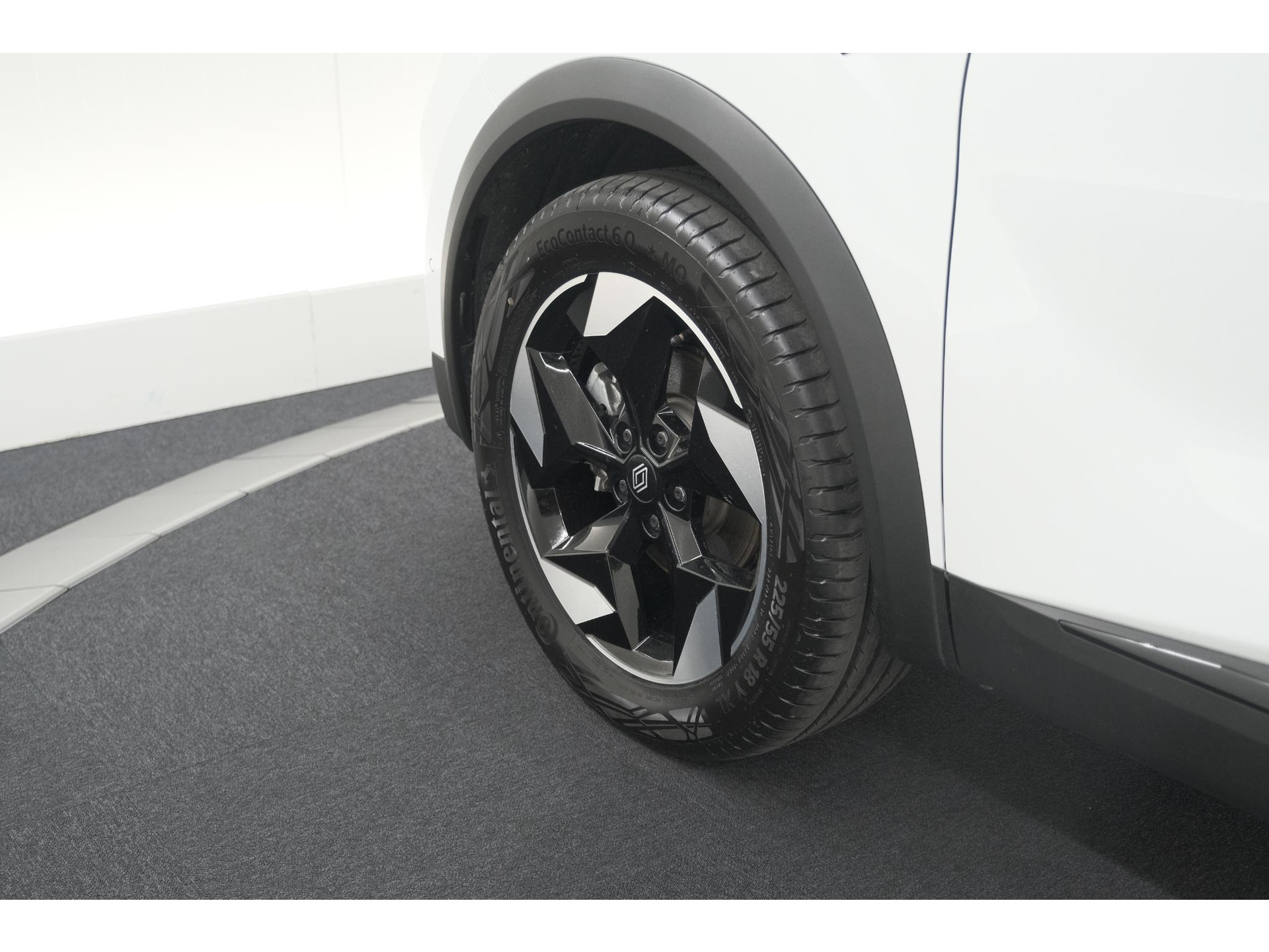 Renault Captur 1.8 E-Tech full hybrid 160 techno | Camera | Adaptieve Cruise Control | Navigatie